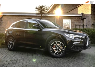 Alfa Romeo Stelvio 2.0 T AWD B-Tech Q4 200 PK Pano Adaptive Leder Camera 19''
