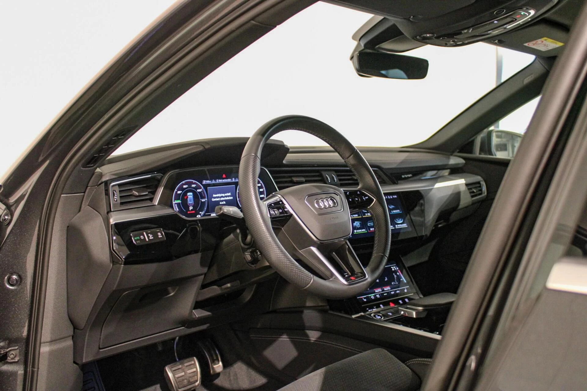 Hoofdafbeelding Audi Q8 e-tron