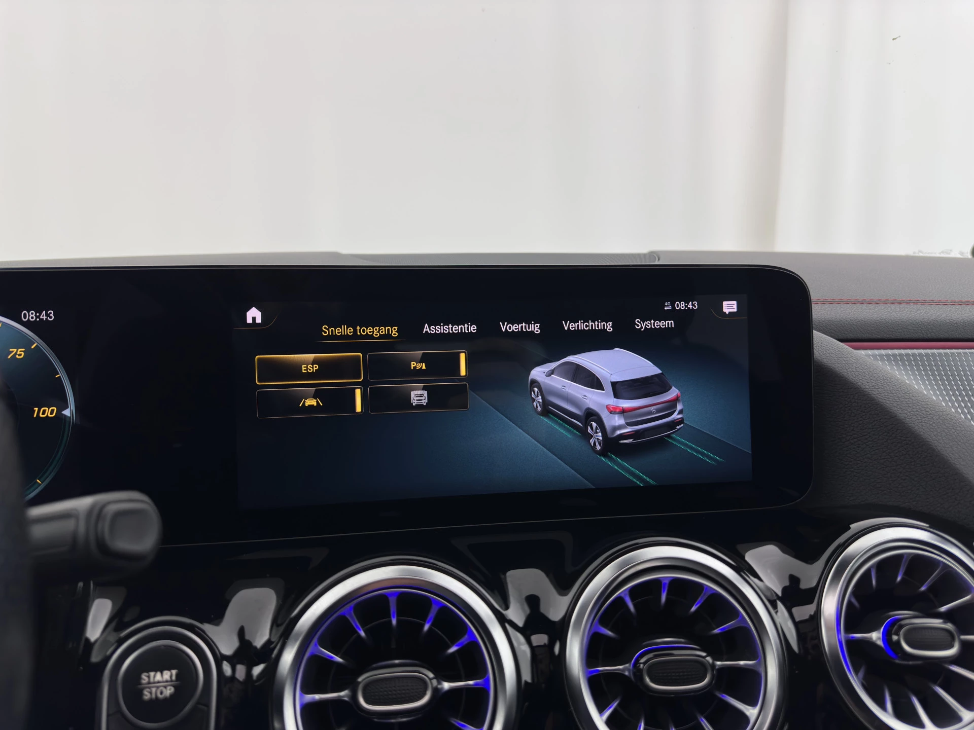 Hoofdafbeelding Mercedes-Benz EQA