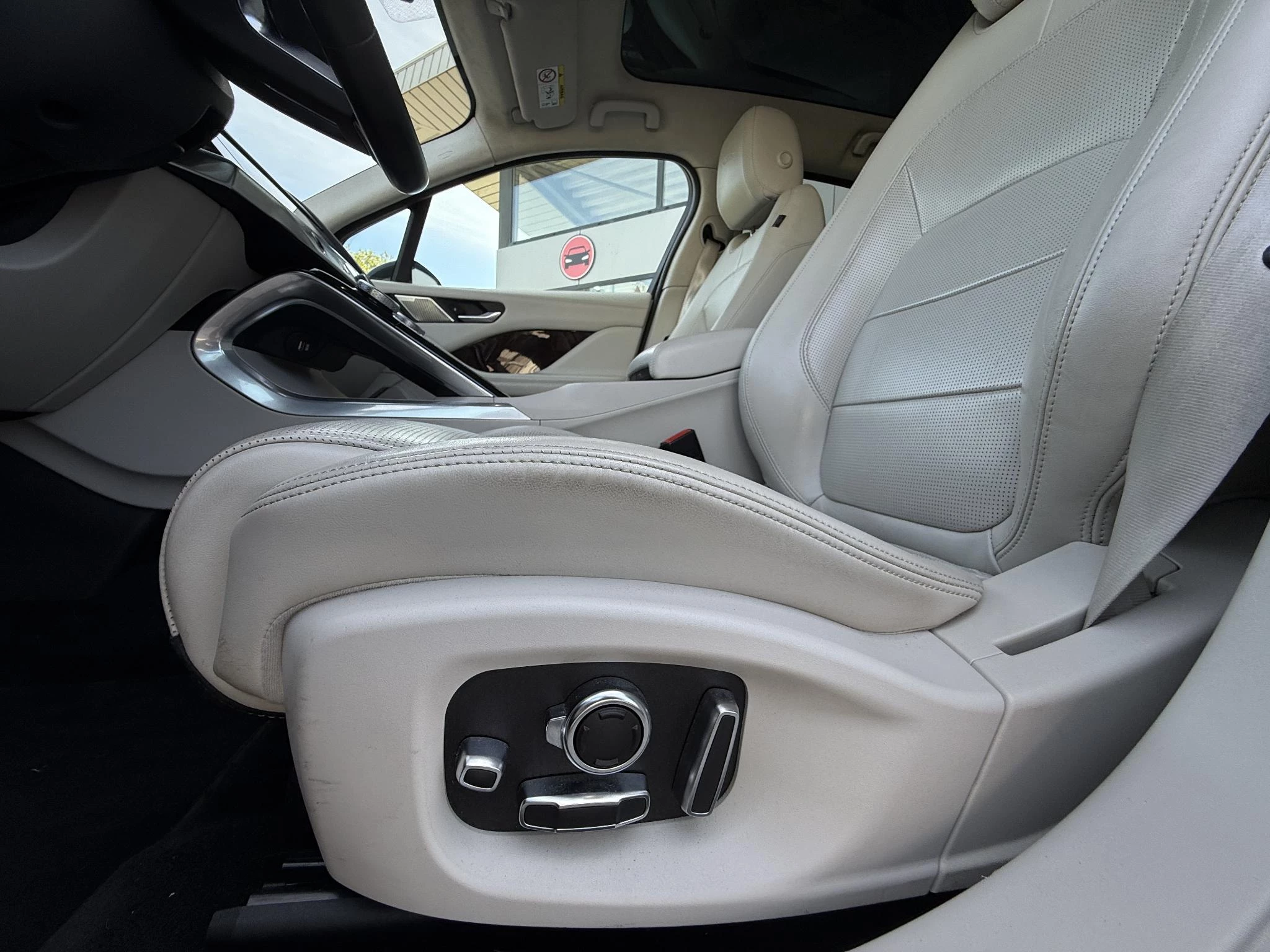 Hoofdafbeelding Jaguar I-PACE