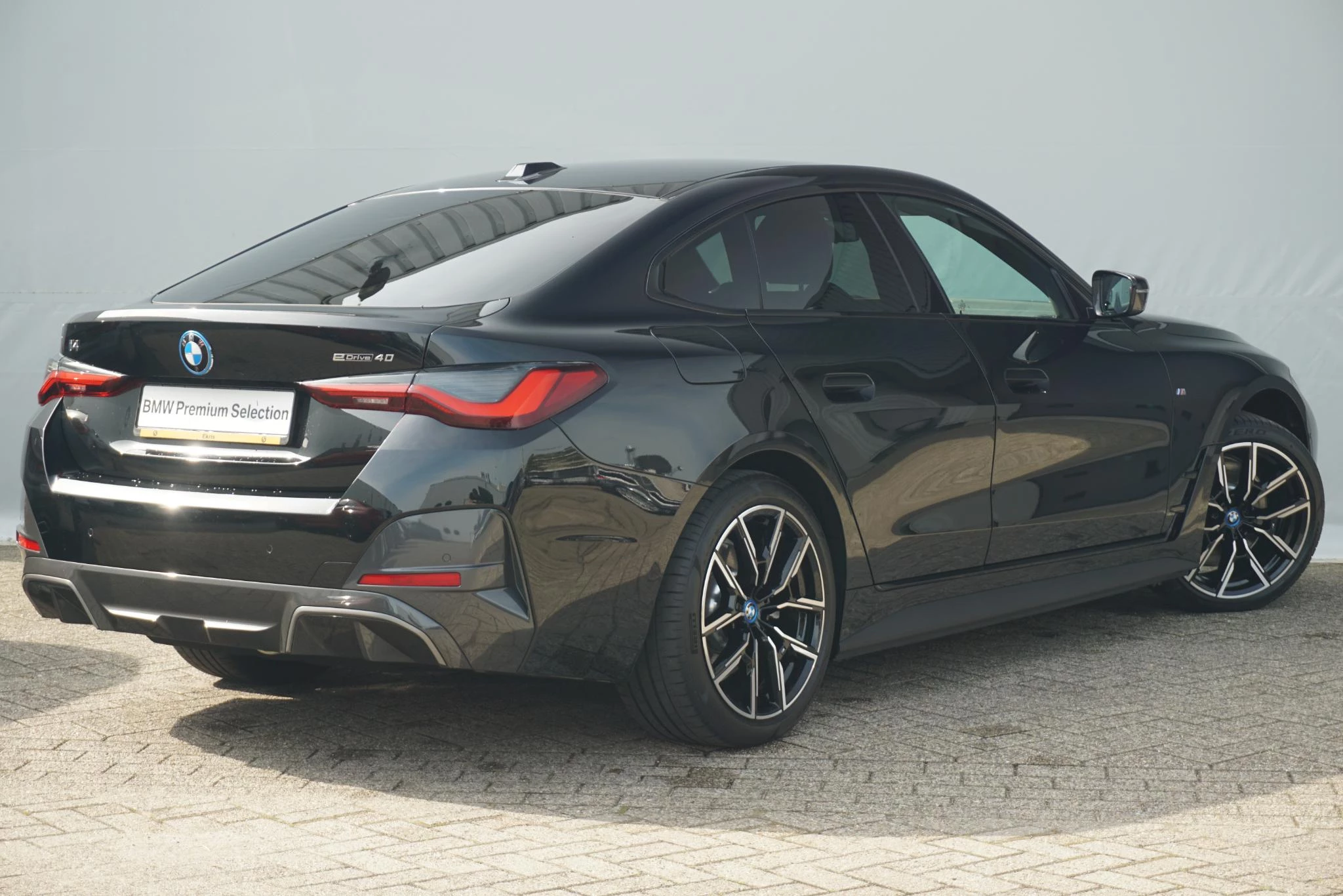 Hoofdafbeelding BMW i4