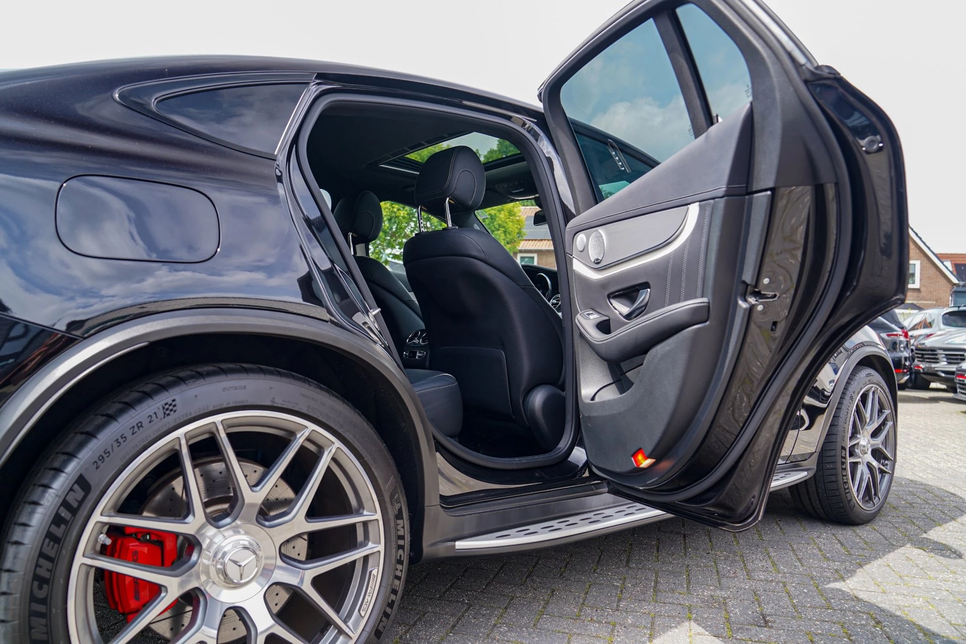 Hoofdafbeelding Mercedes-Benz GLC