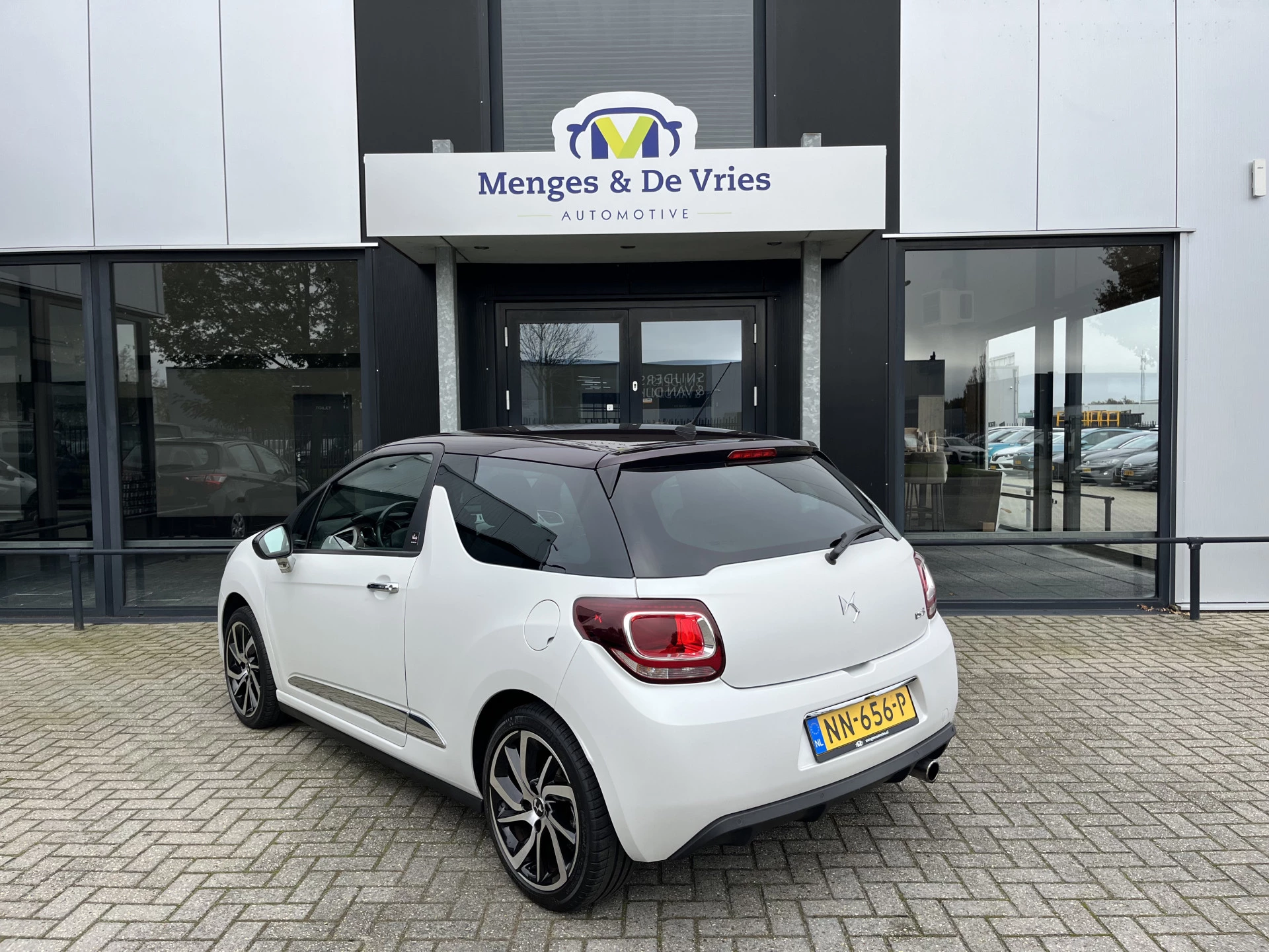 Hoofdafbeelding DS DS 3