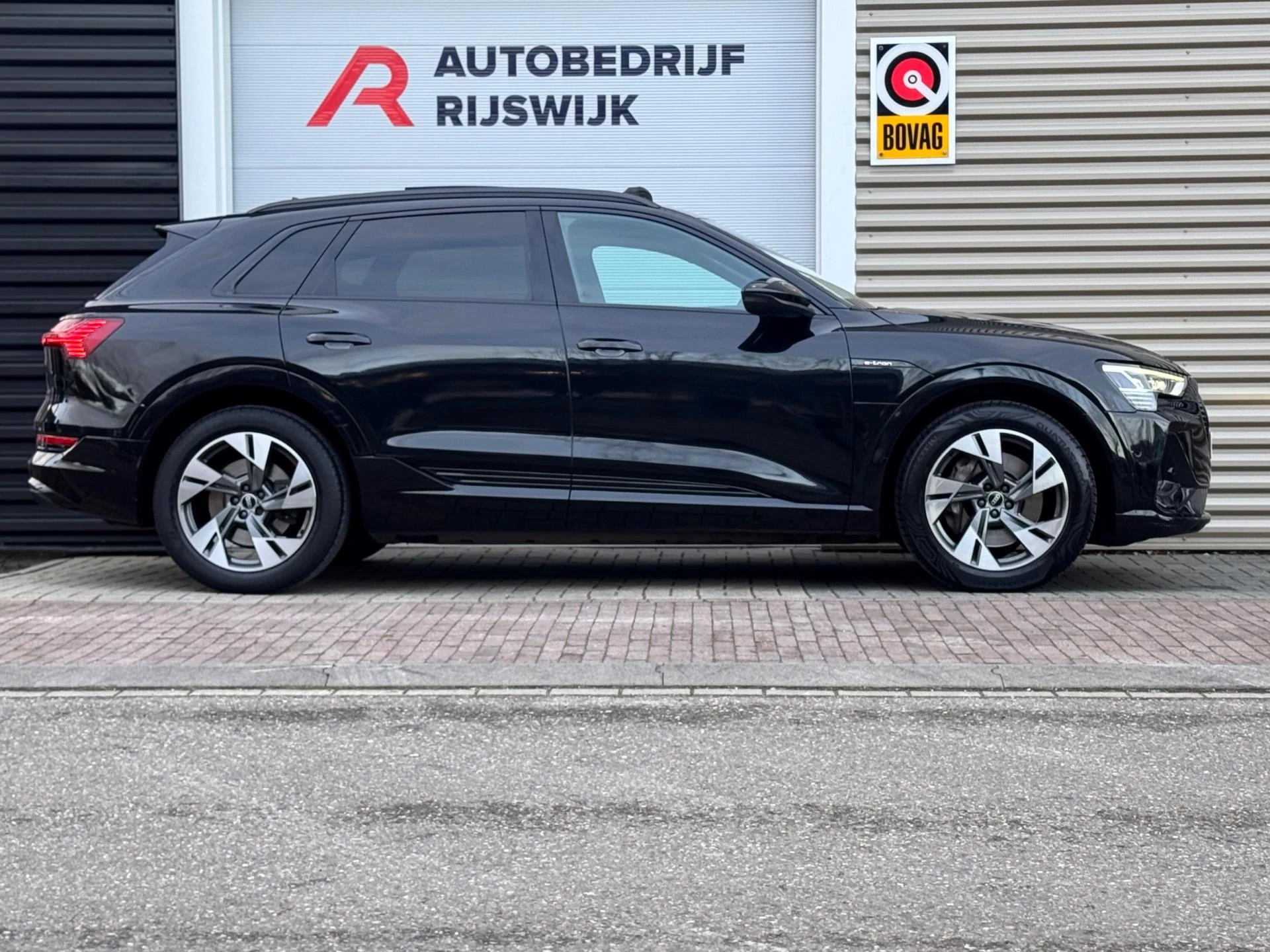 Hoofdafbeelding Audi e-tron