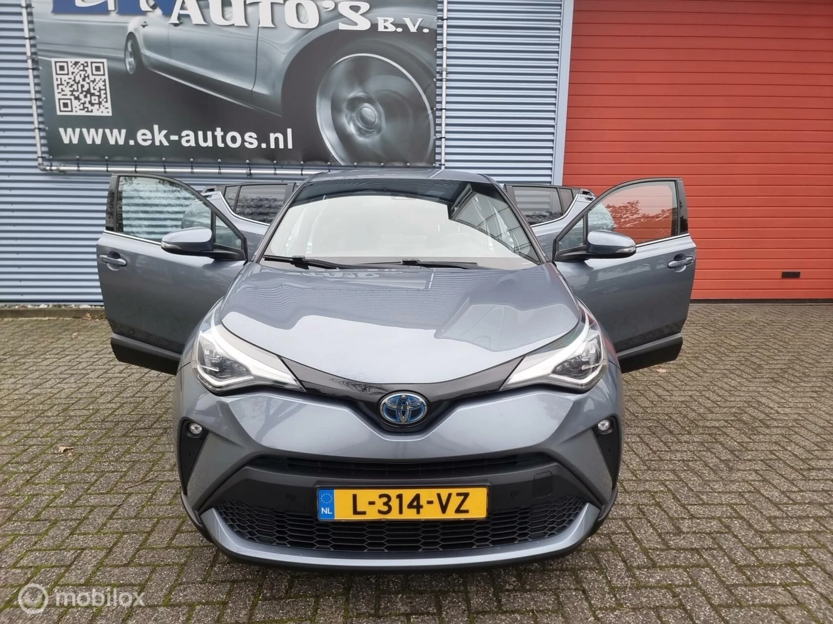 Hoofdafbeelding Toyota C-HR