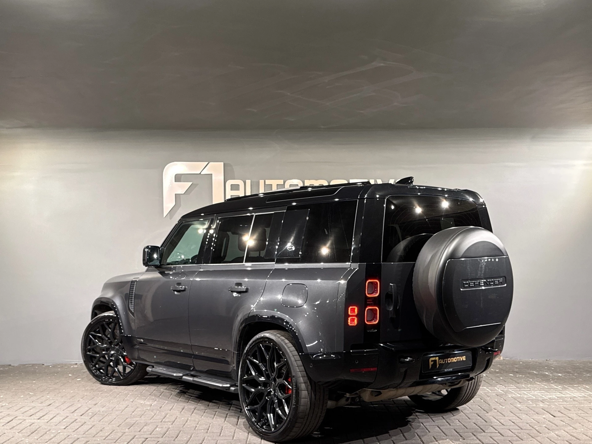 Hoofdafbeelding Land Rover Defender