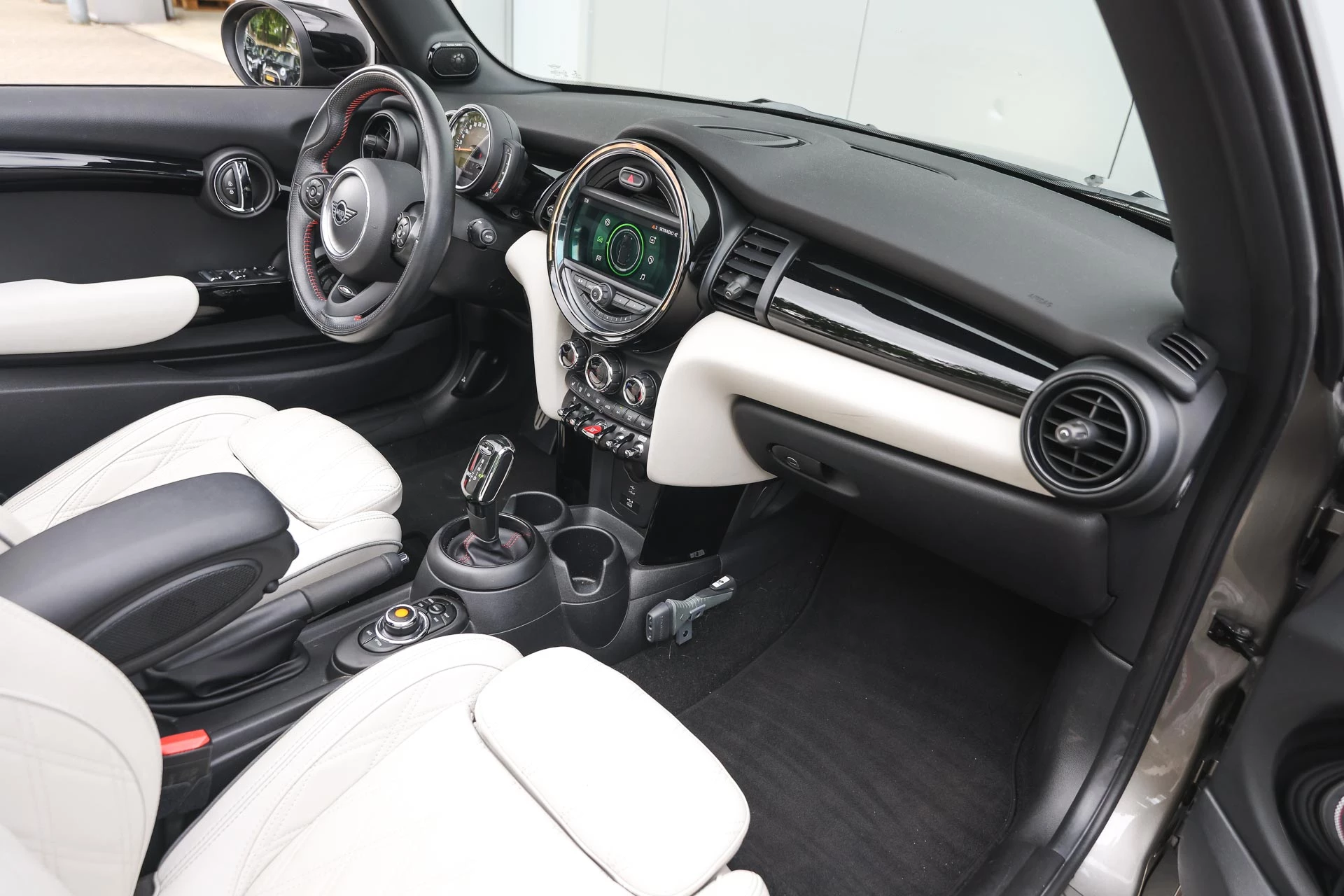 Hoofdafbeelding MINI Cooper S Cabrio