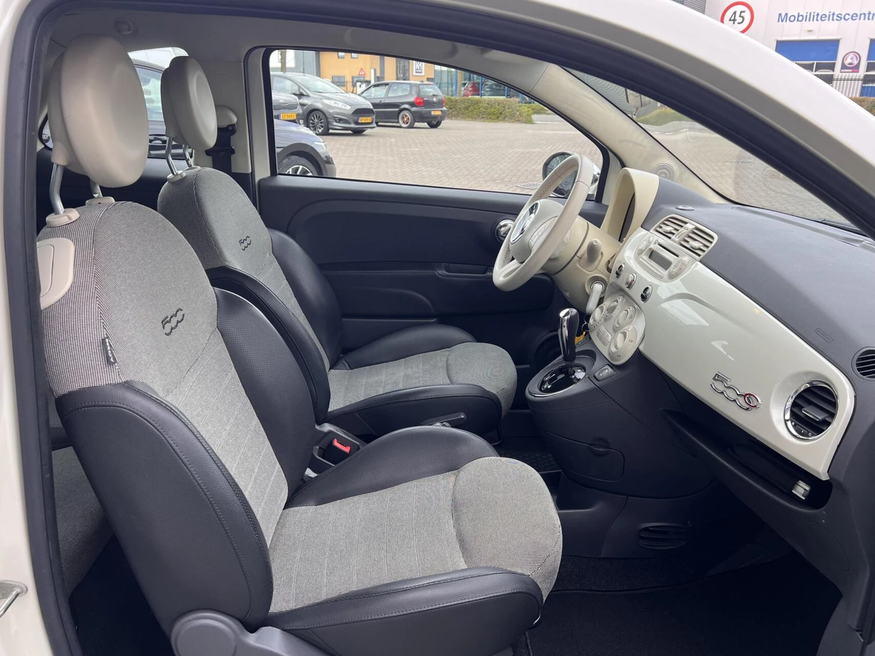 Hoofdafbeelding Fiat 500C