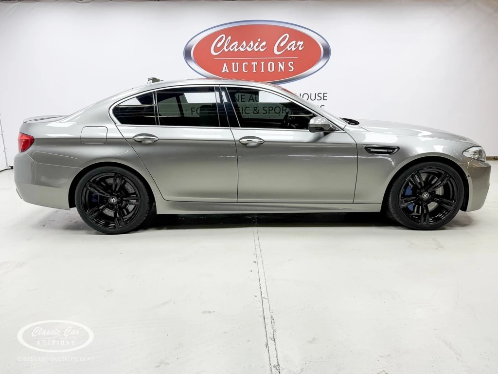 Hoofdafbeelding BMW M5