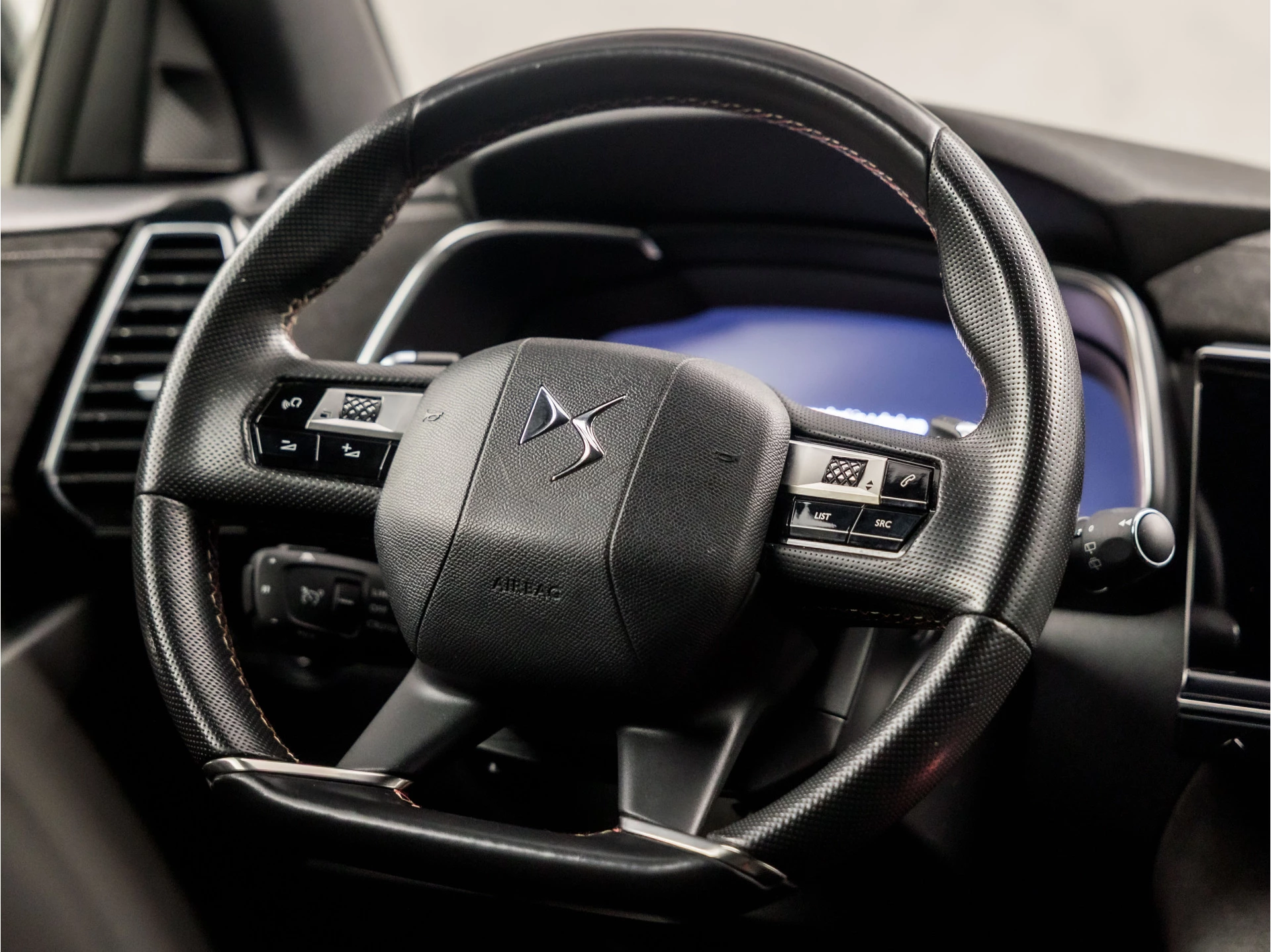 Hoofdafbeelding DS DS 7