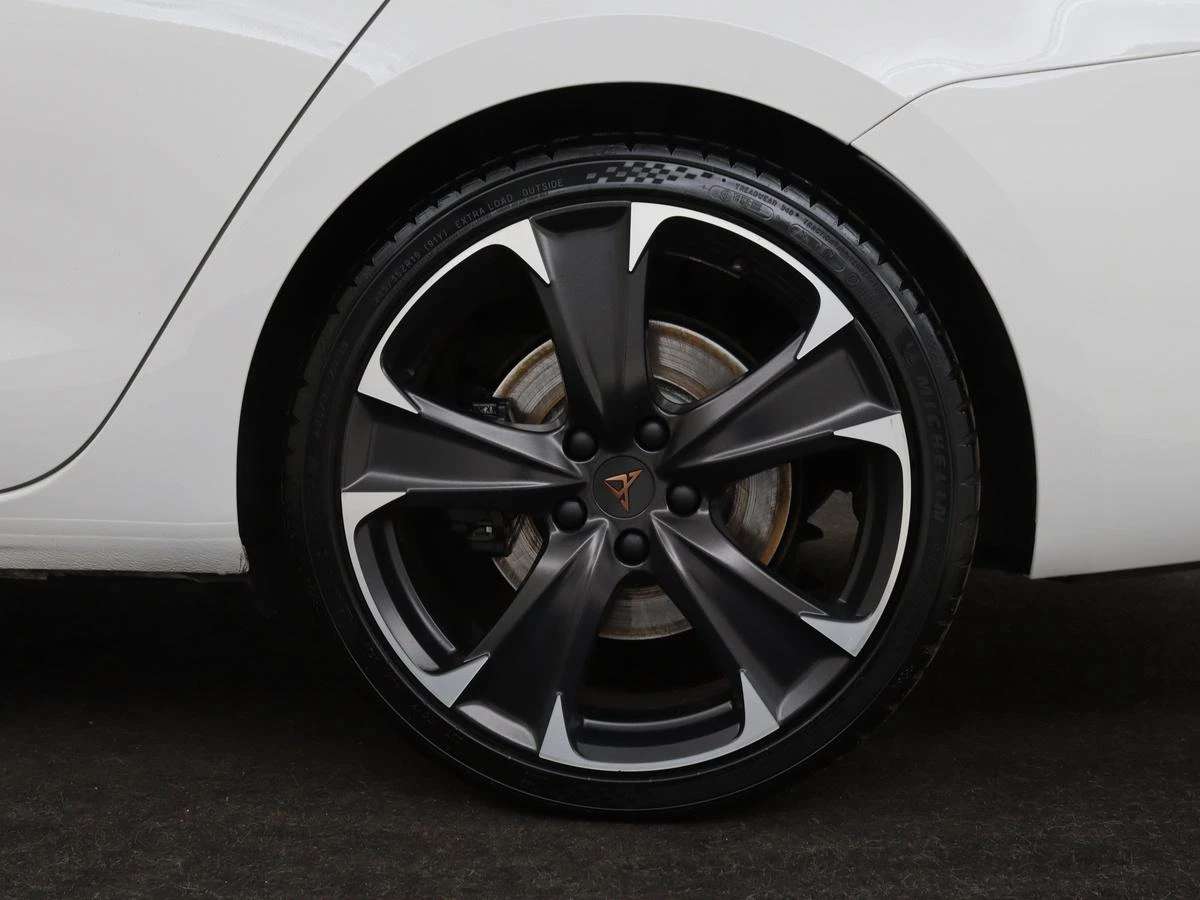 Hoofdafbeelding CUPRA Leon