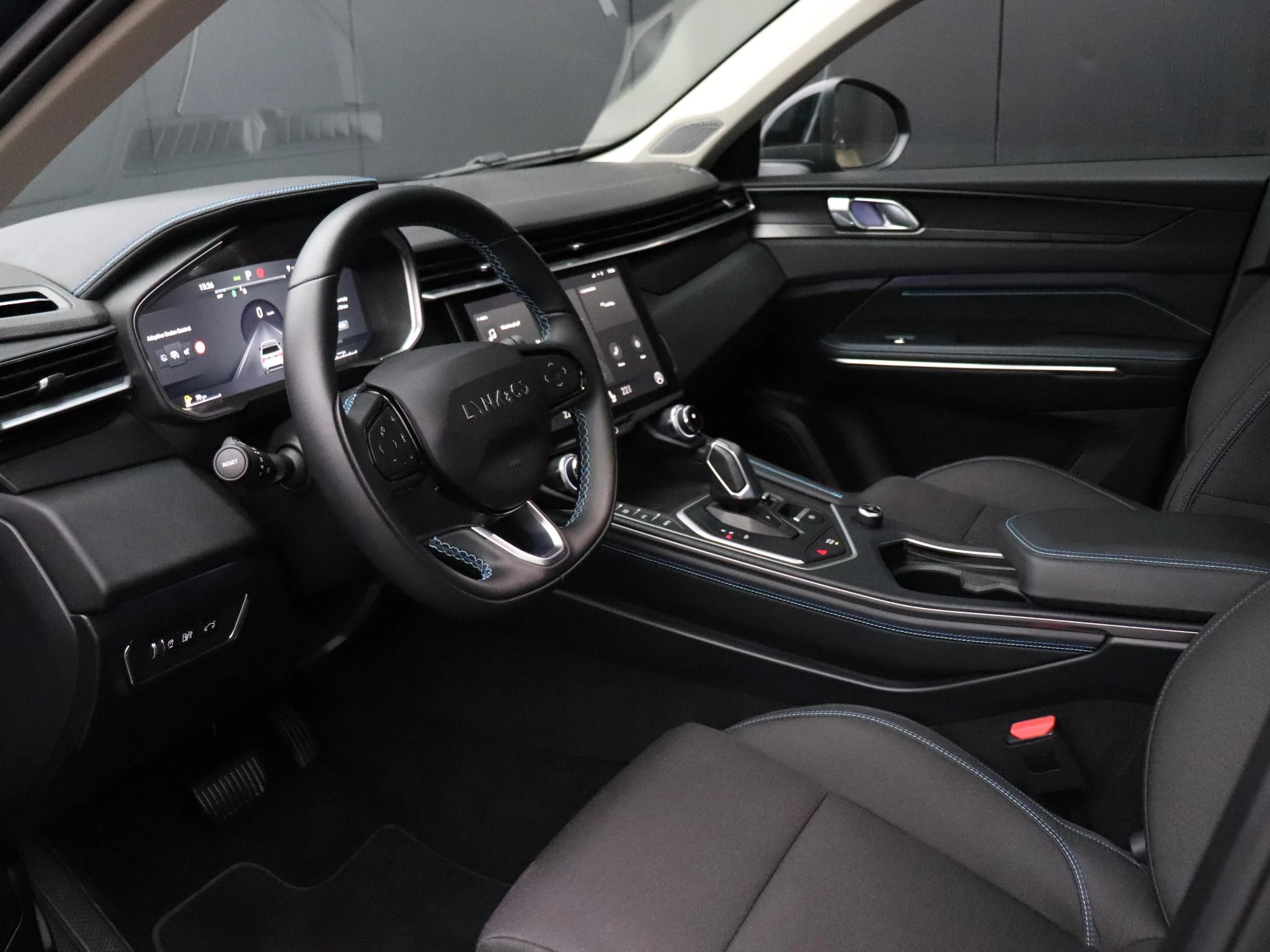 Hoofdafbeelding Lynk & Co 01