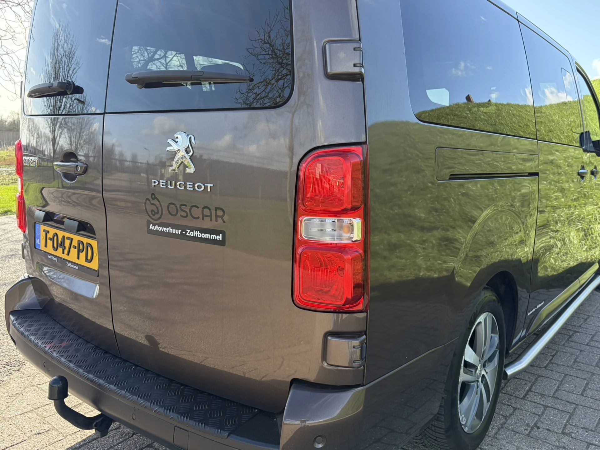 Hoofdafbeelding Peugeot Traveller