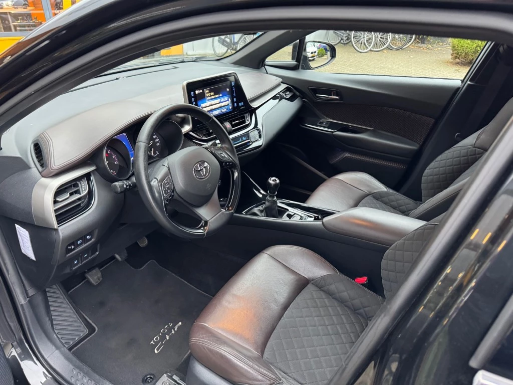 Hoofdafbeelding Toyota C-HR