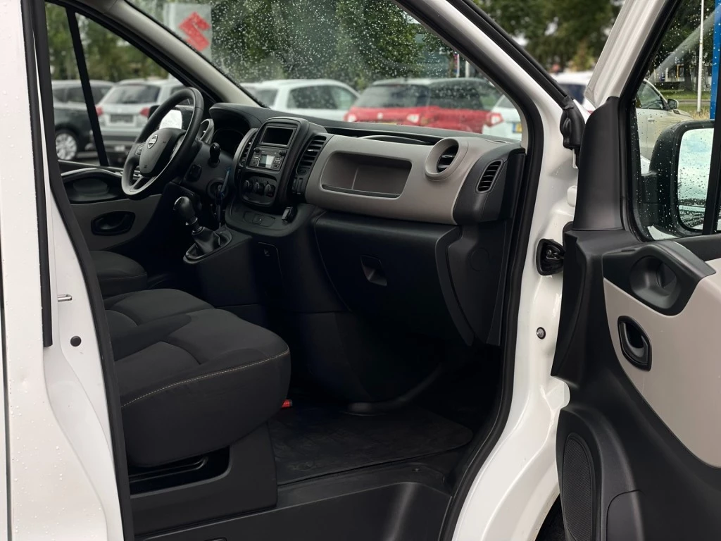 Hoofdafbeelding Nissan NV300