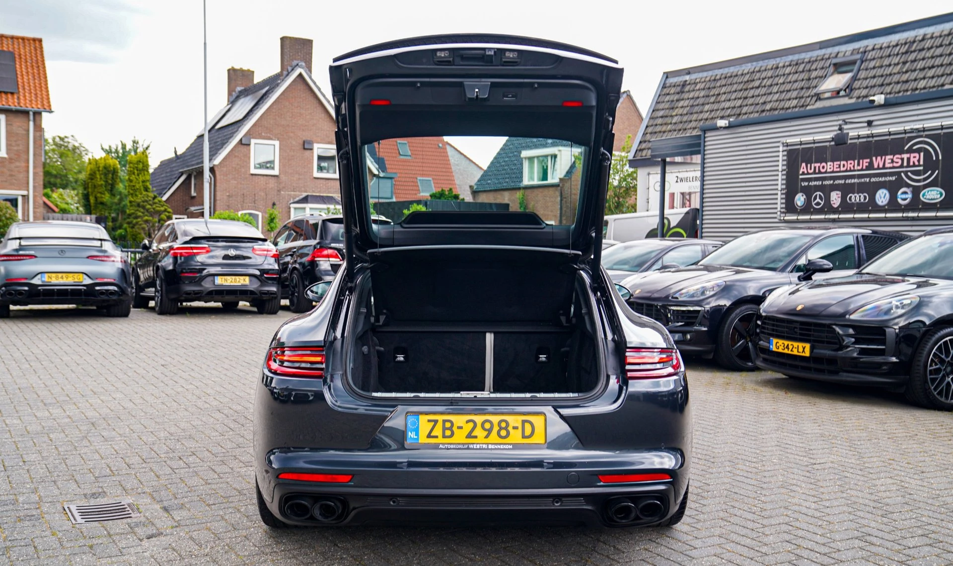Hoofdafbeelding Porsche Panamera