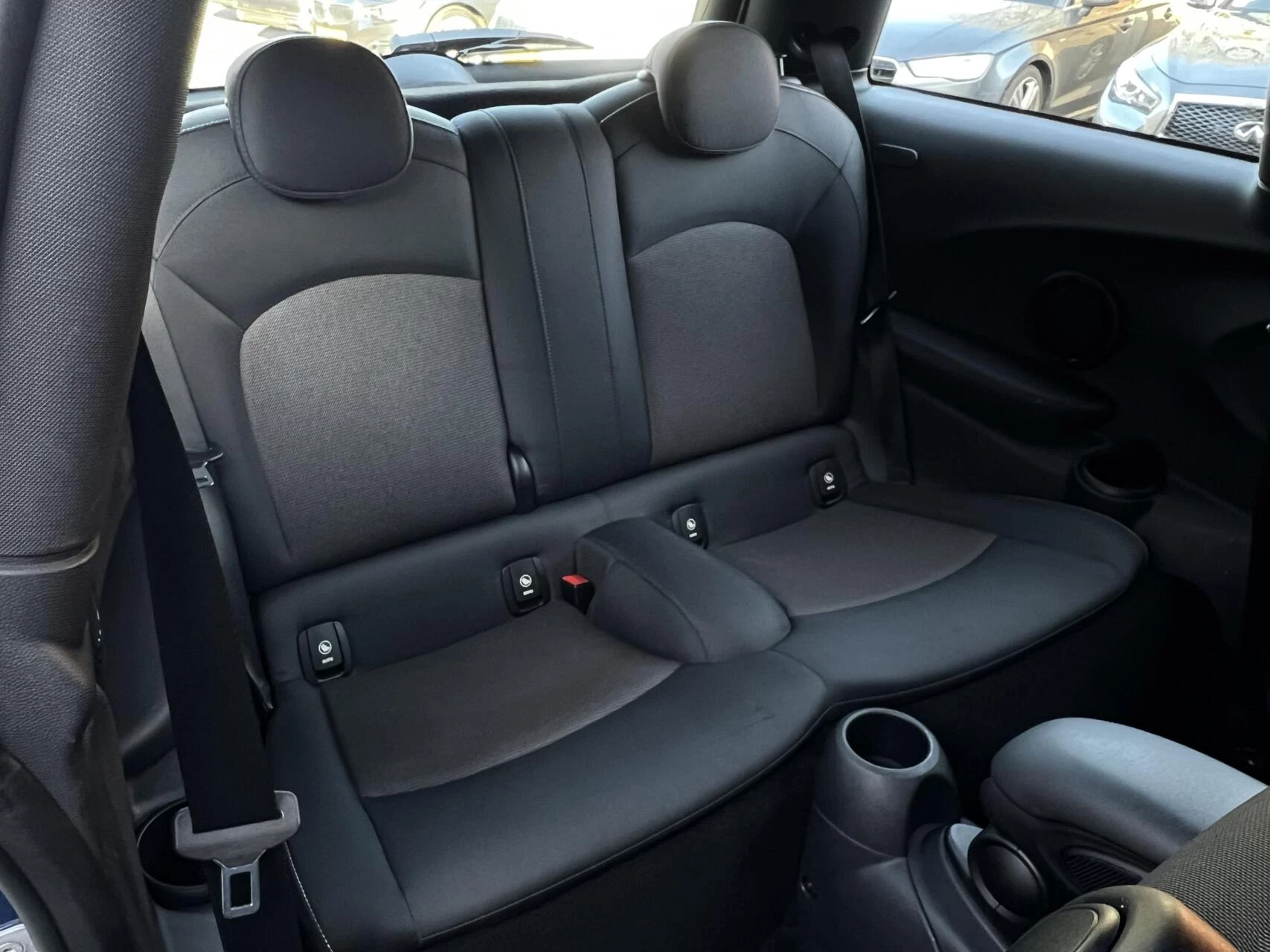 Hoofdafbeelding MINI One