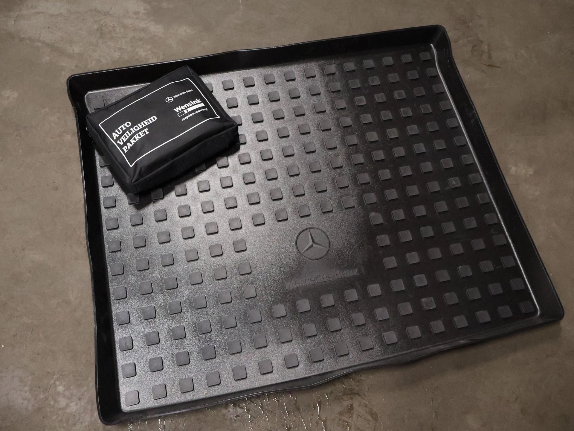 Hoofdafbeelding Mercedes-Benz EQB