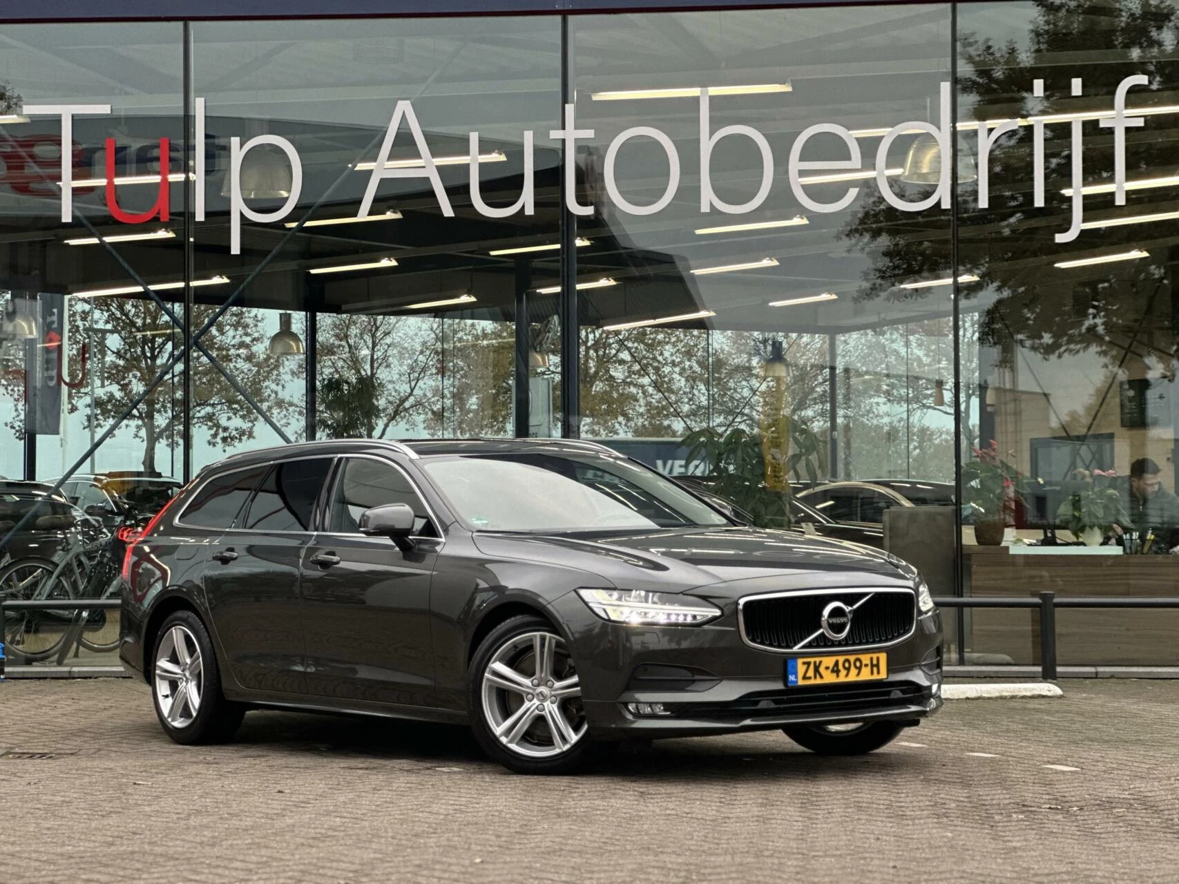 Hoofdafbeelding Volvo V90