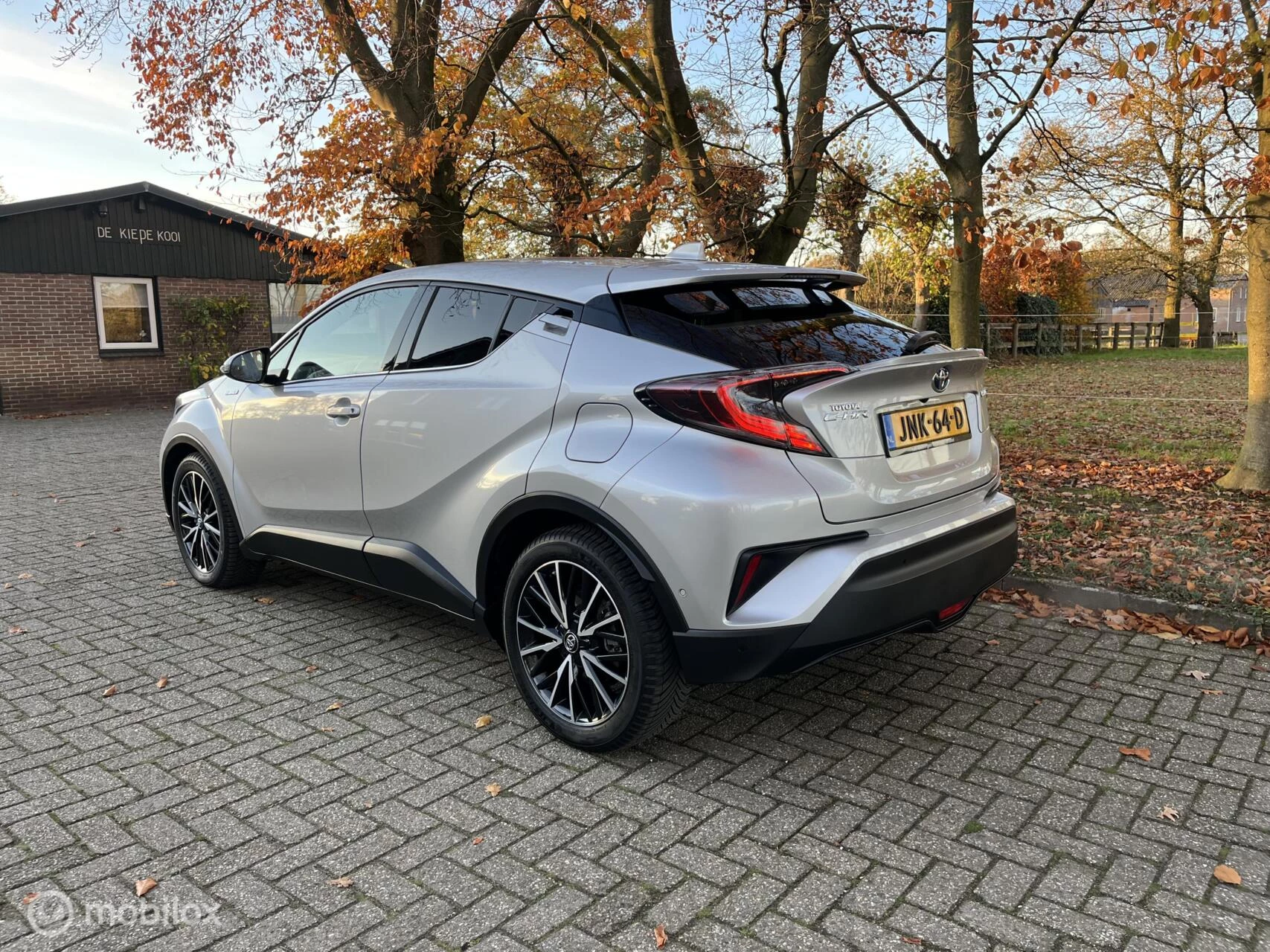 Hoofdafbeelding Toyota C-HR