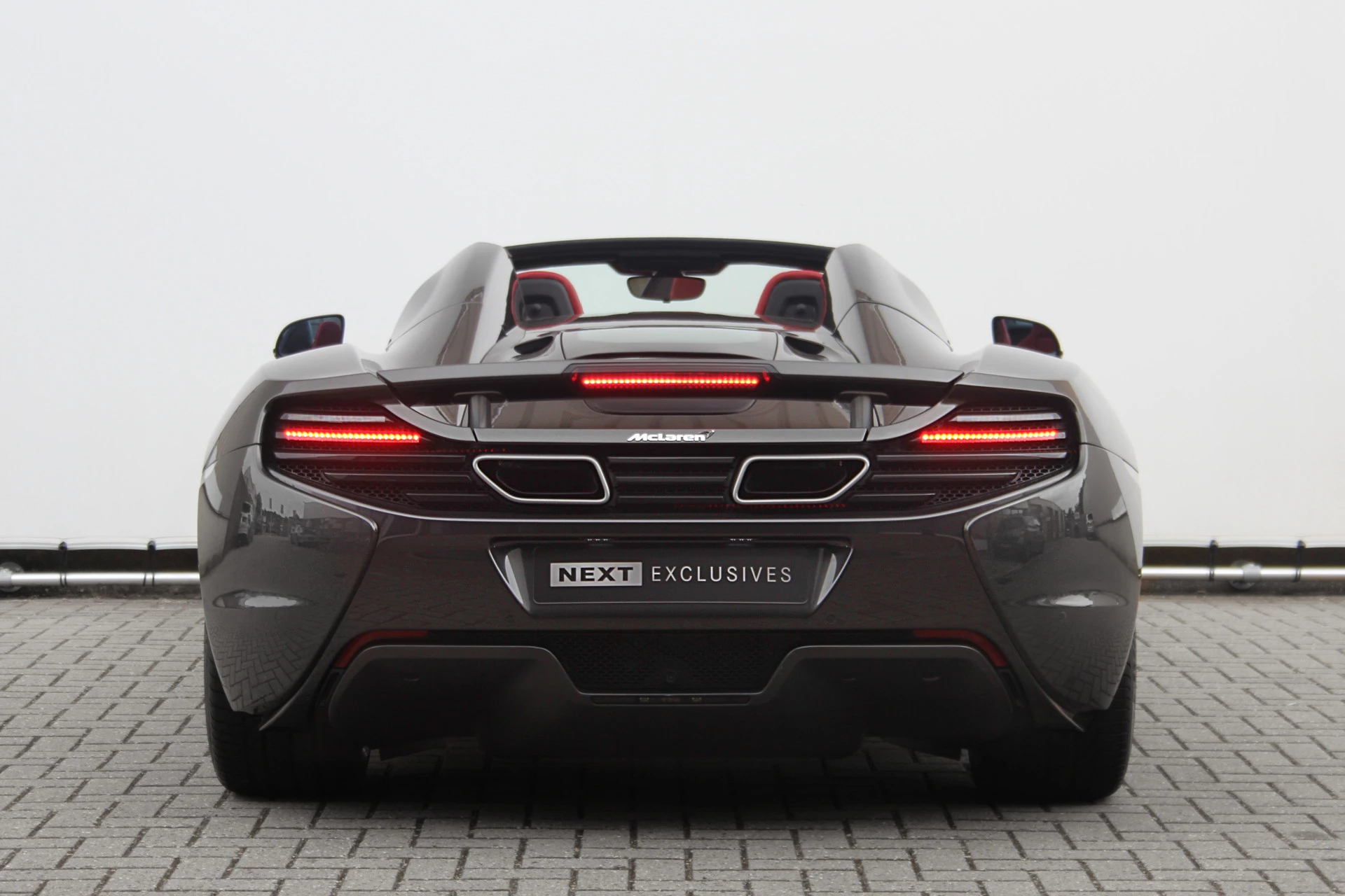 Hoofdafbeelding McLaren 650S