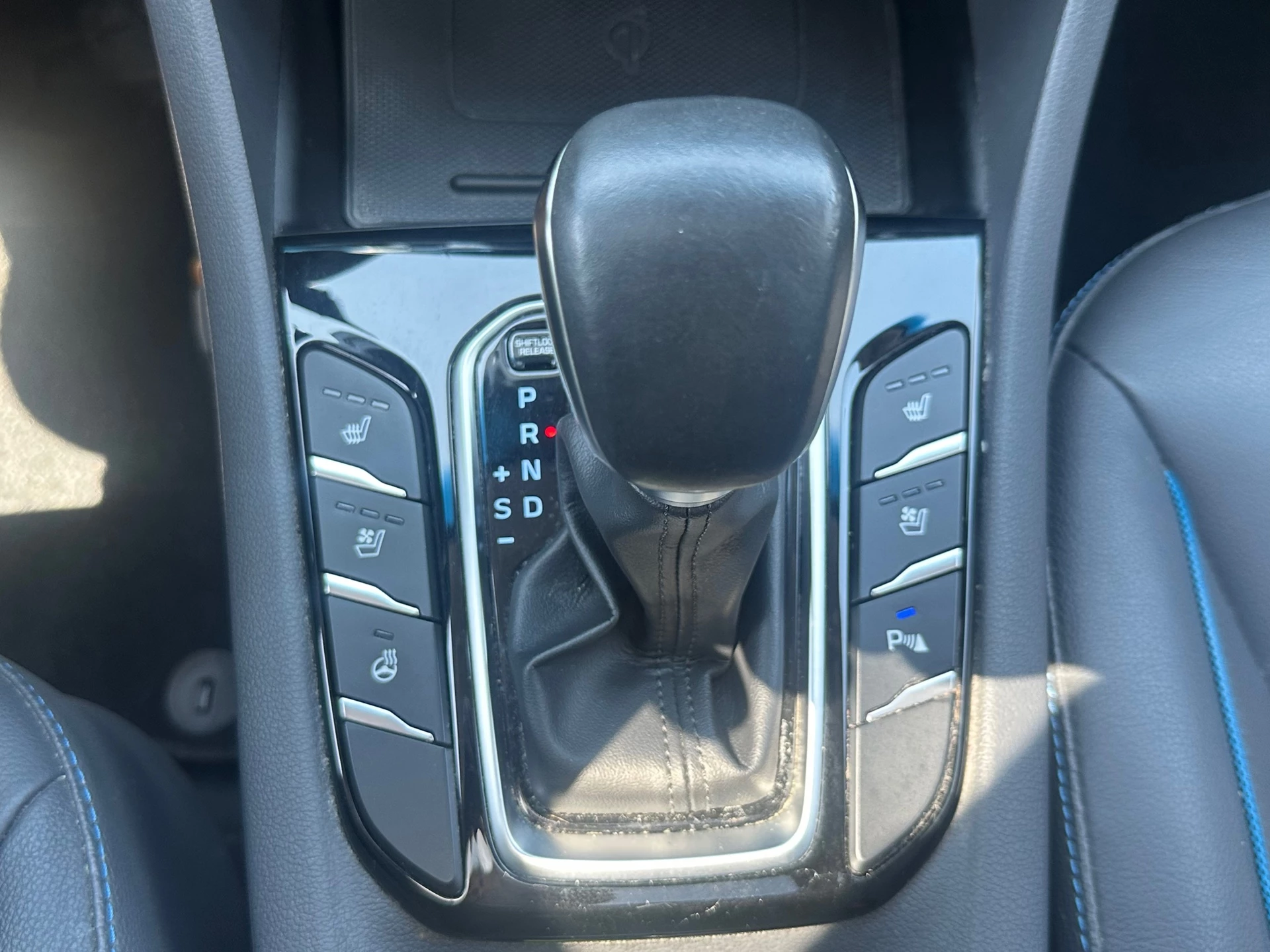Hoofdafbeelding Hyundai IONIQ