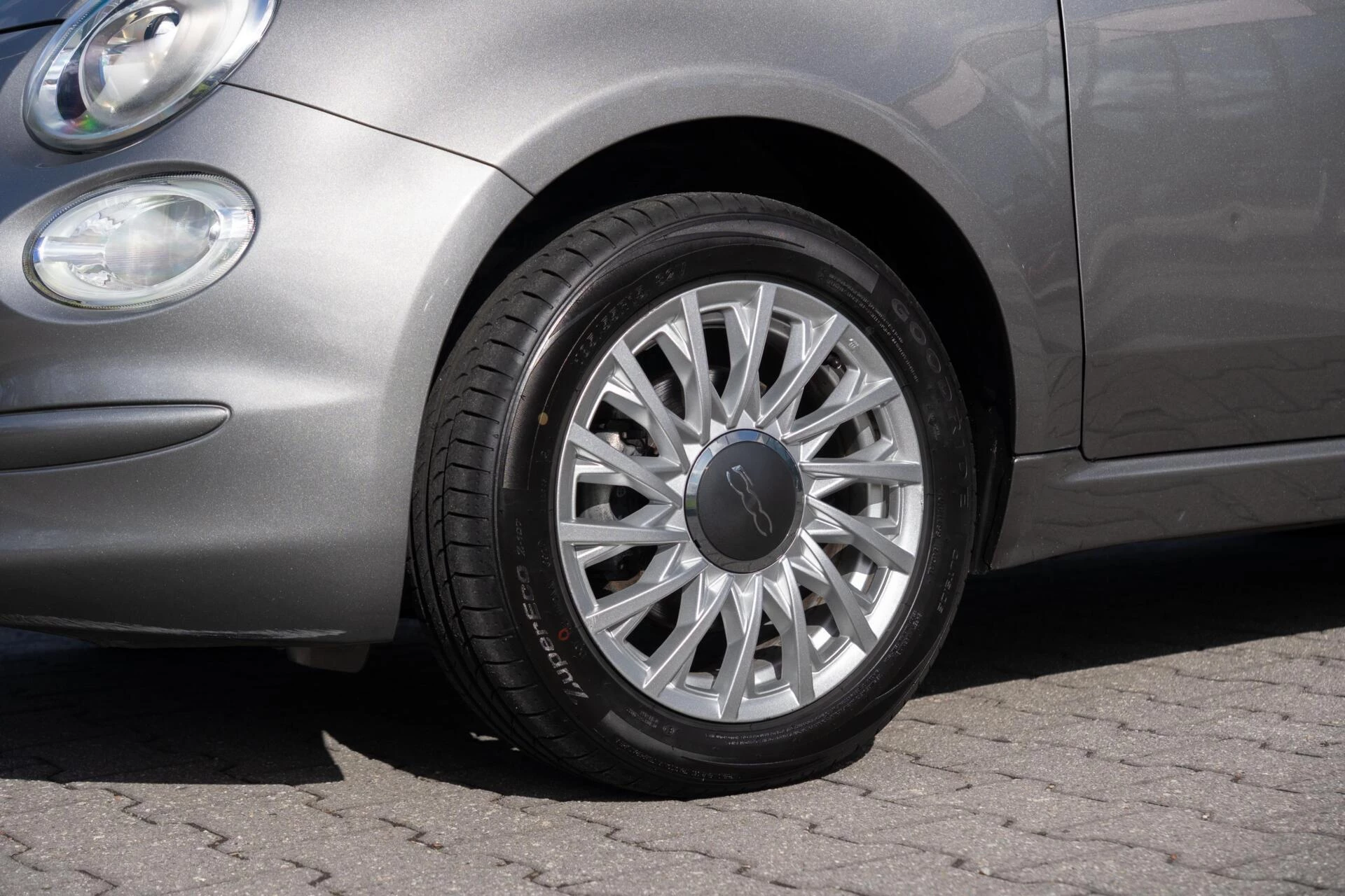 Hoofdafbeelding Fiat 500C