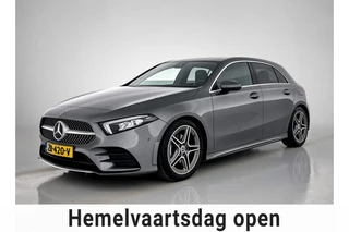 Mercedes-Benz A-klasse 180 Business Solution AMG Automaat (PANORAMADAK, TREKHAAK ELEKT. WEGKLAPBAAR, CAMERA, STOELVERWARMING)