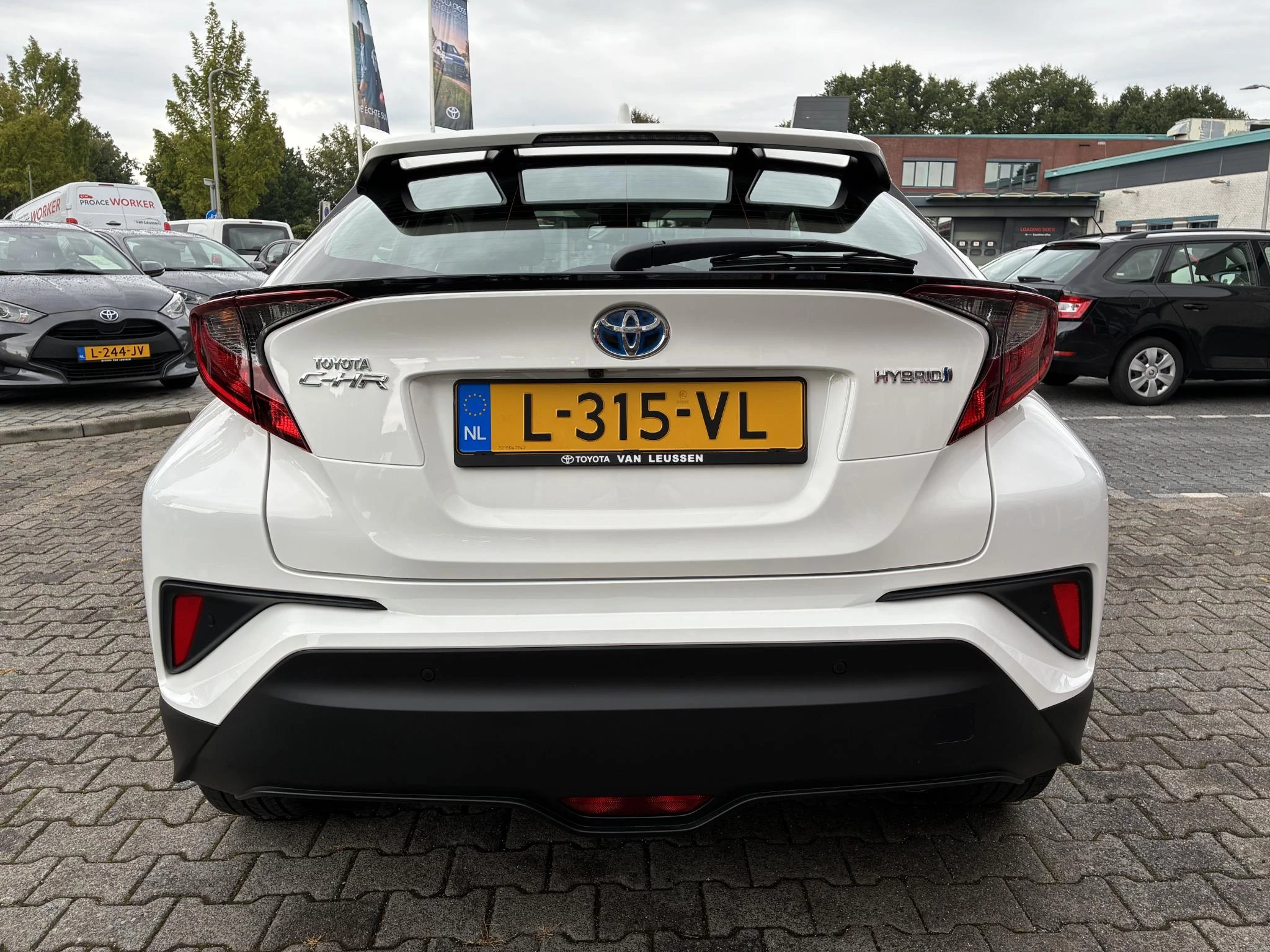Hoofdafbeelding Toyota C-HR