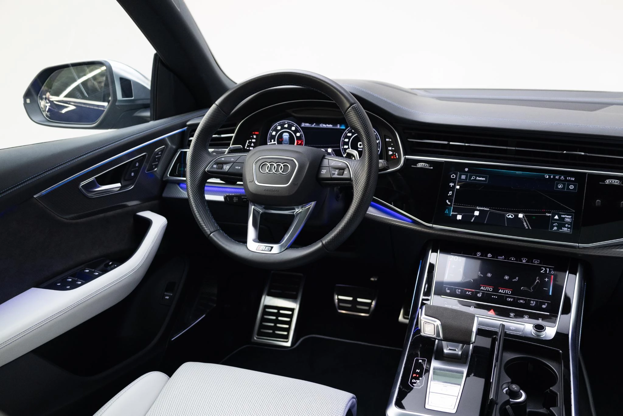 Hoofdafbeelding Audi Q8