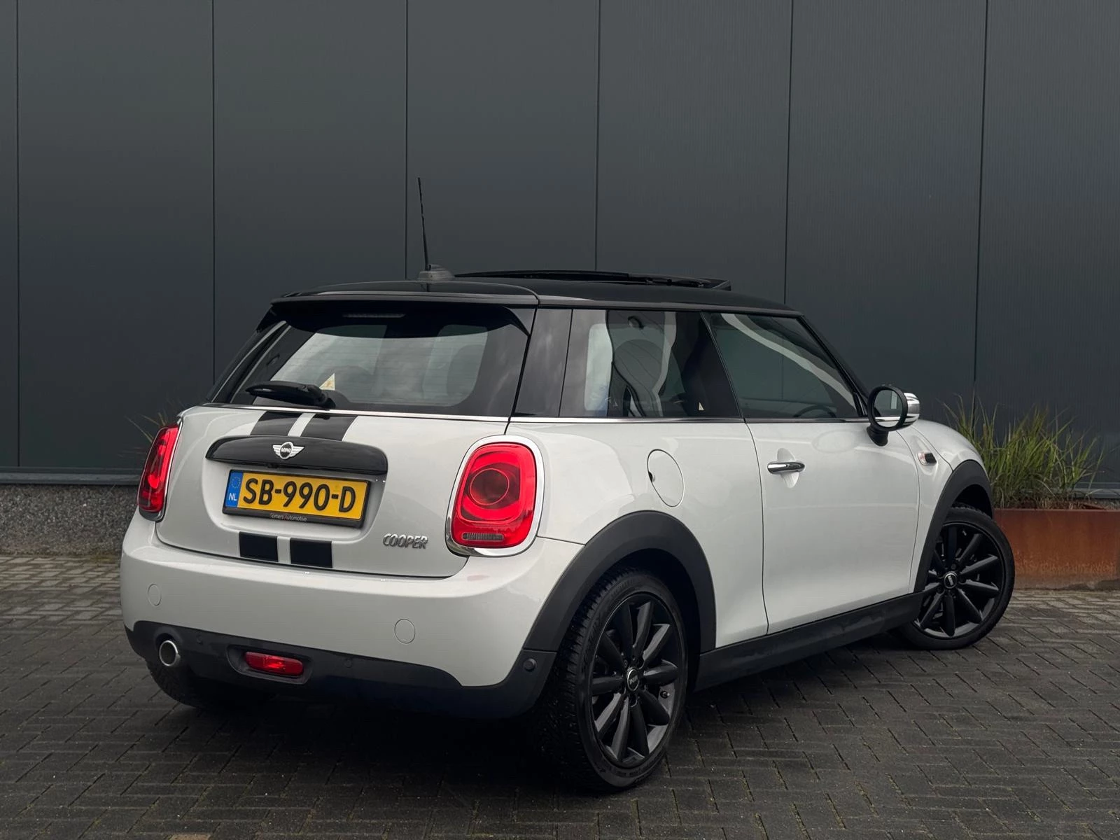 Hoofdafbeelding MINI Cooper