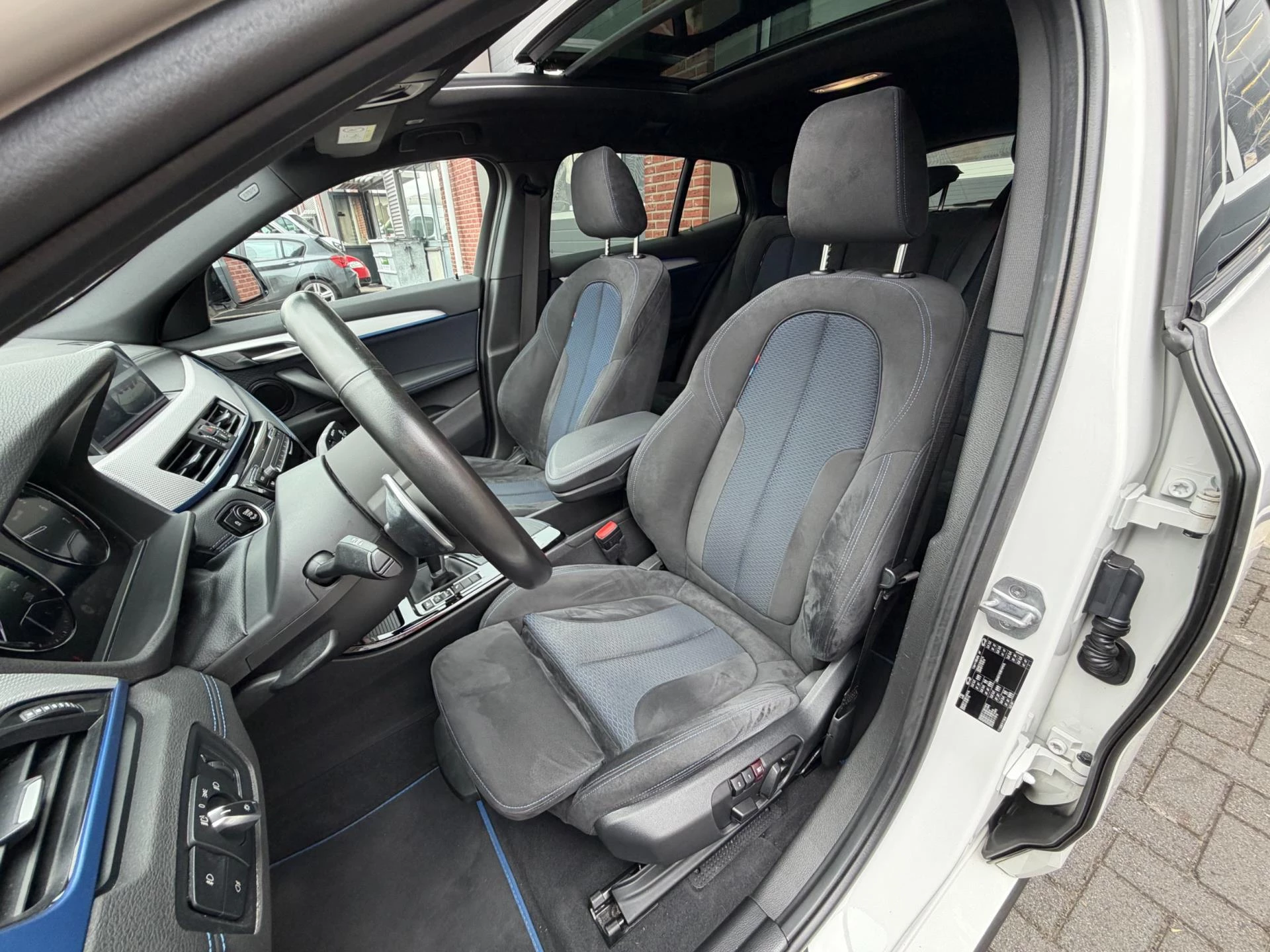 Hoofdafbeelding BMW X2