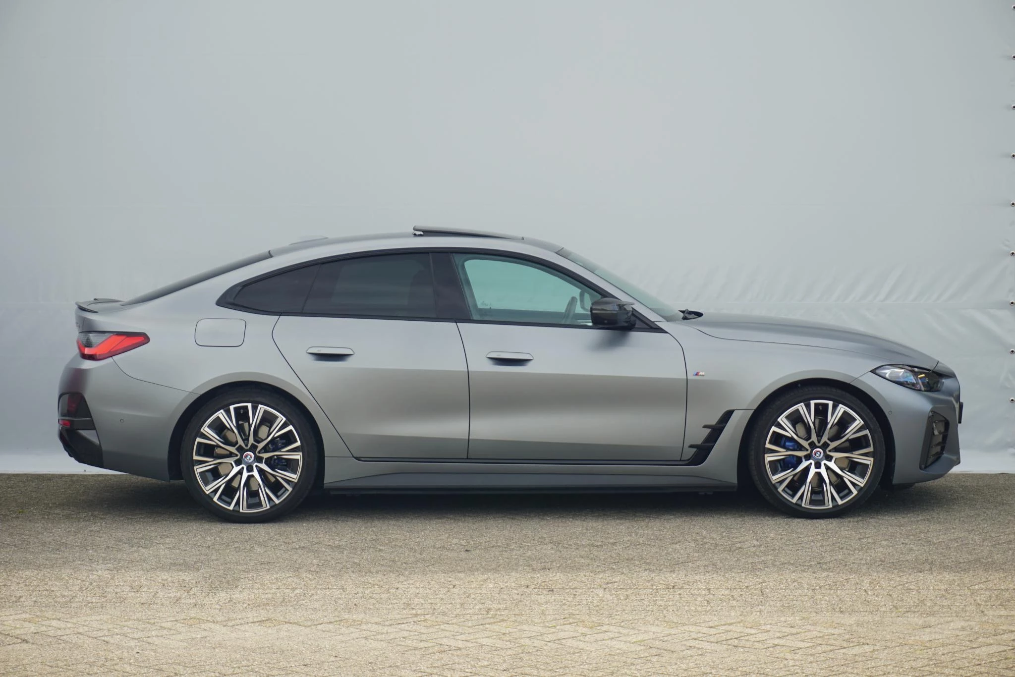 Hoofdafbeelding BMW i4