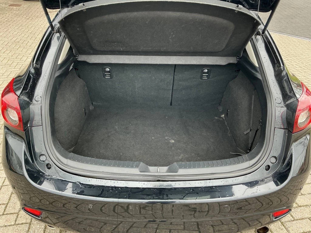 Hoofdafbeelding Mazda 3