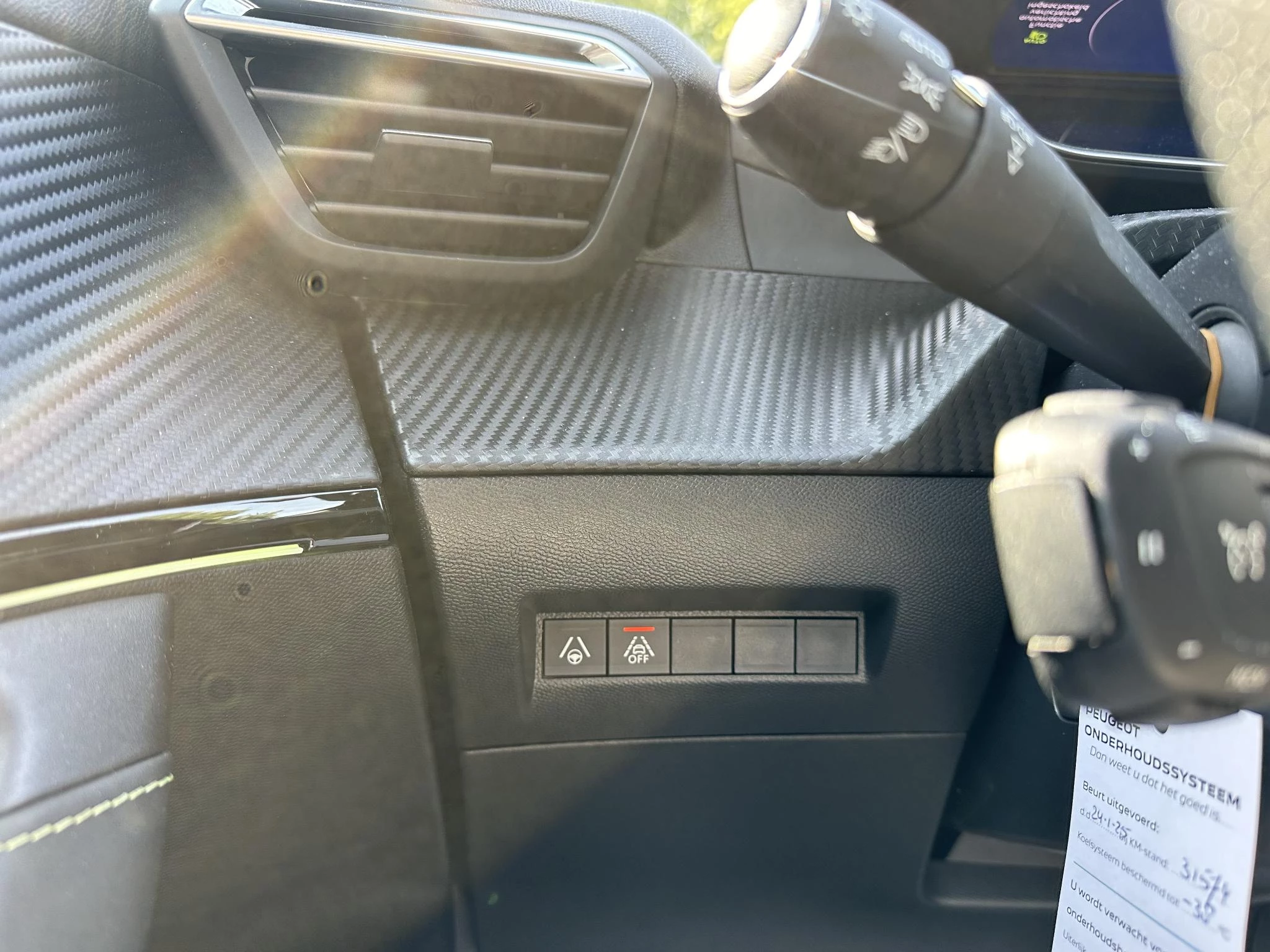 Hoofdafbeelding Peugeot e-2008