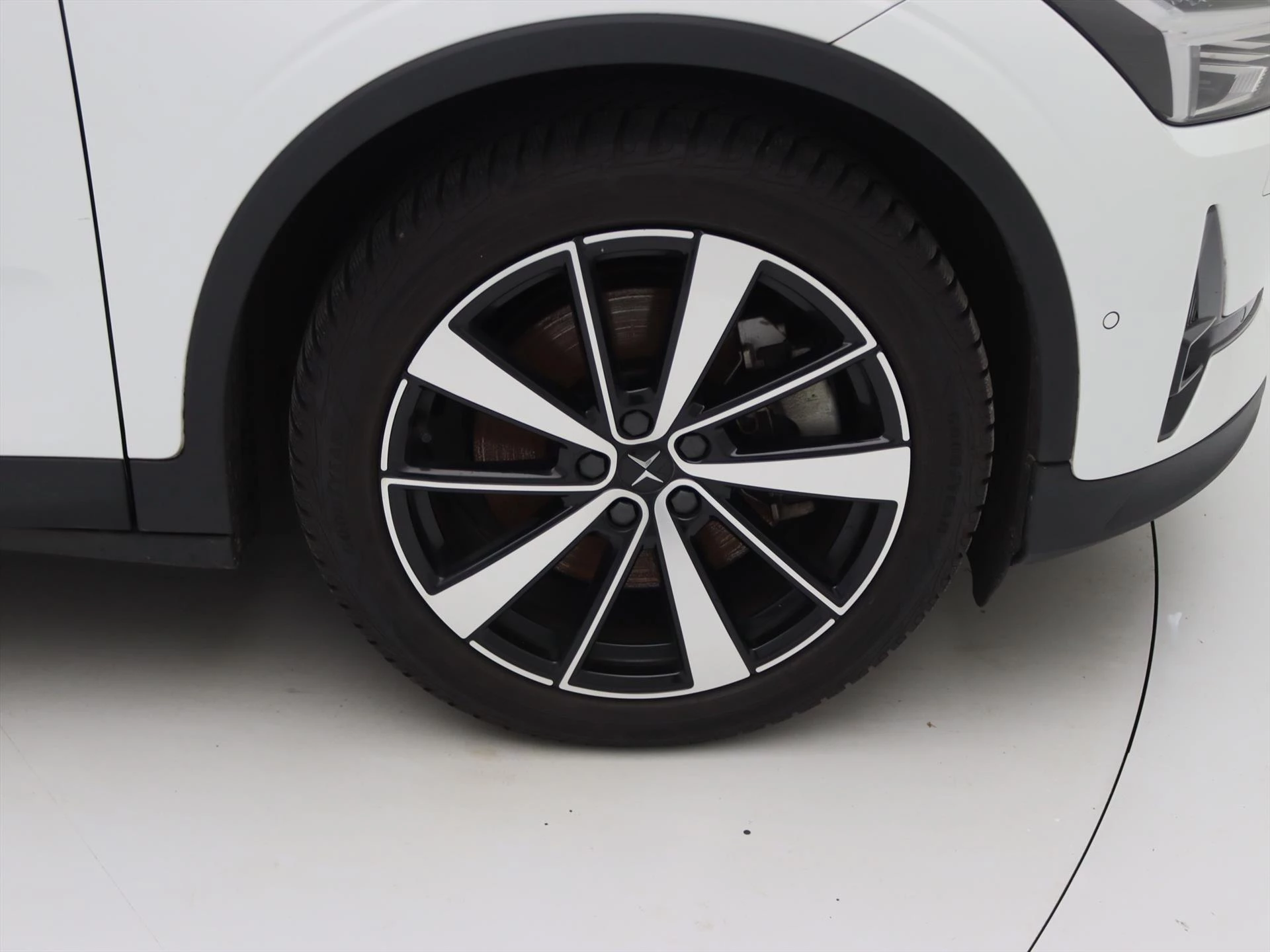 Hoofdafbeelding Polestar 2