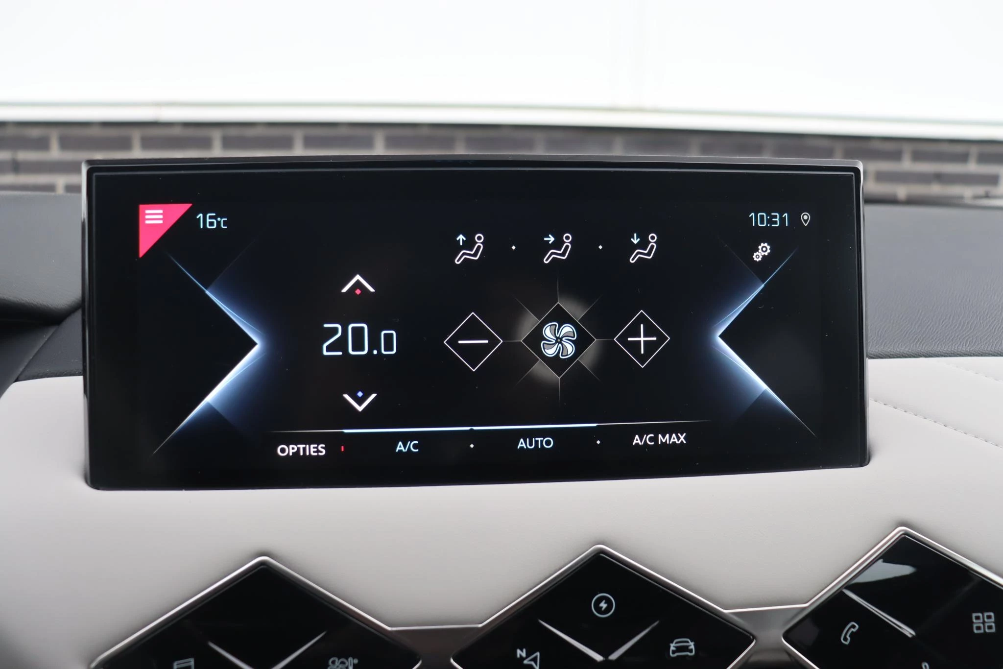 Hoofdafbeelding DS DS 3