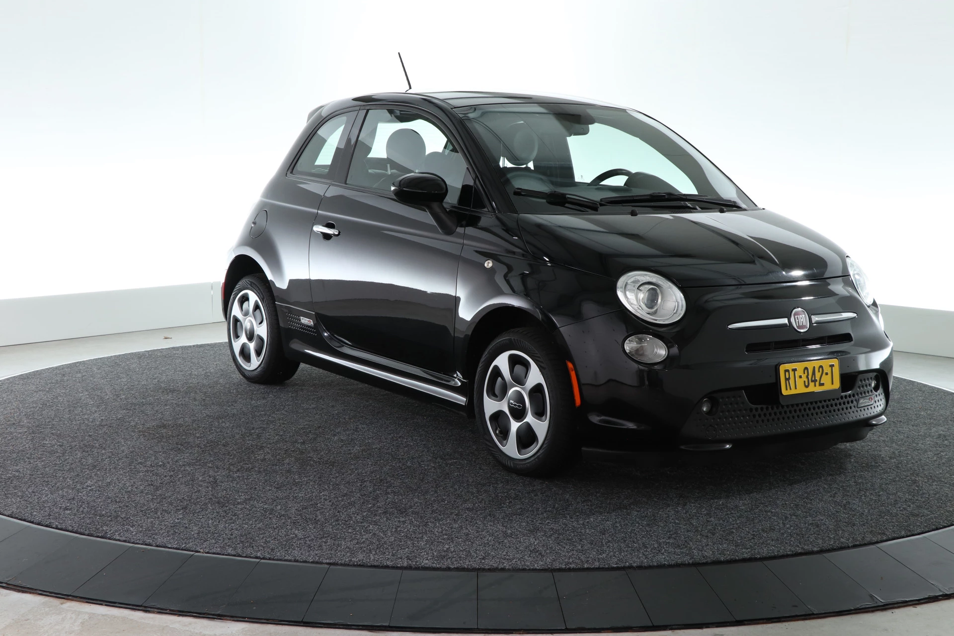 Hoofdafbeelding Fiat 500e