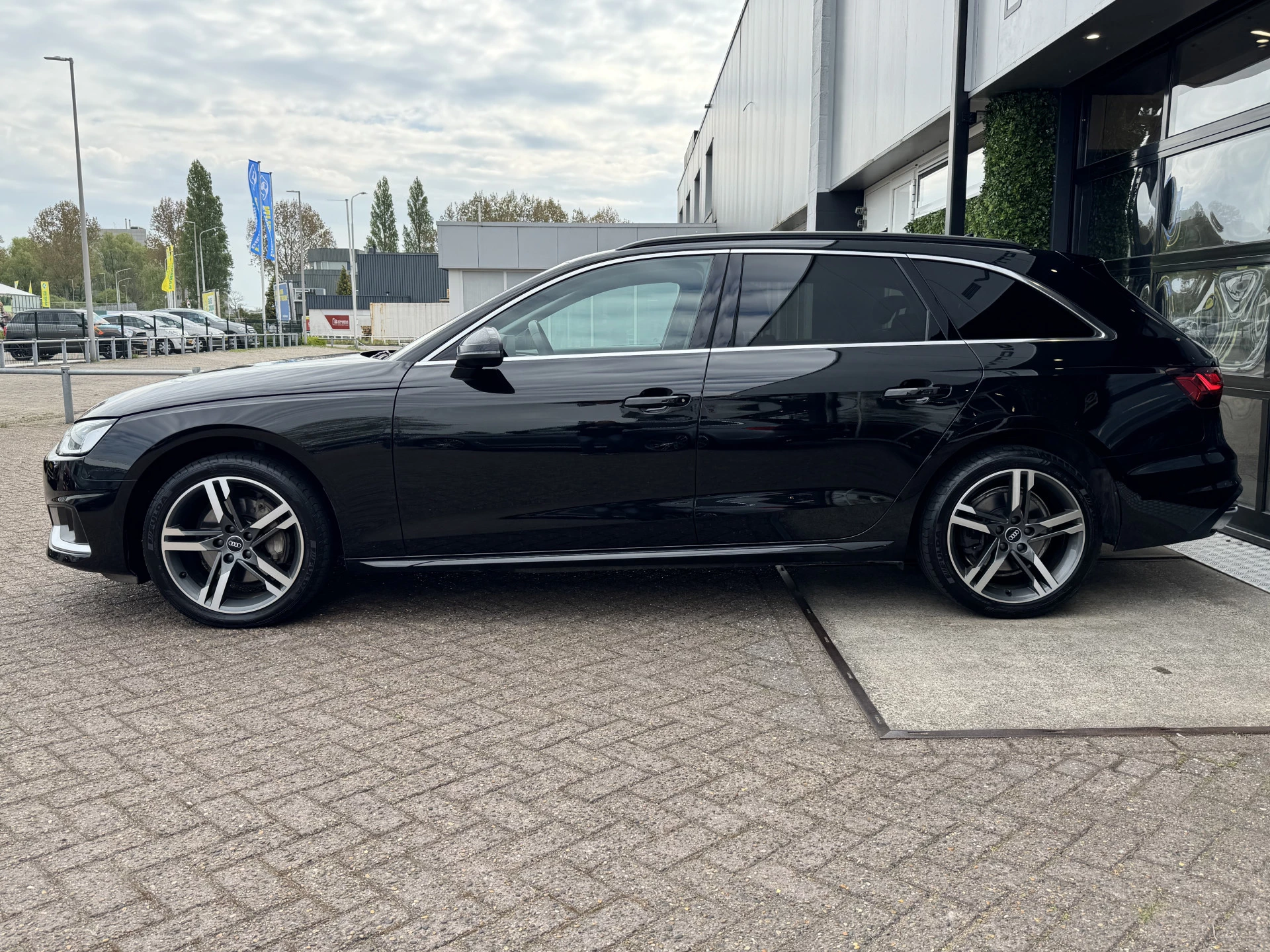 Hoofdafbeelding Audi A4