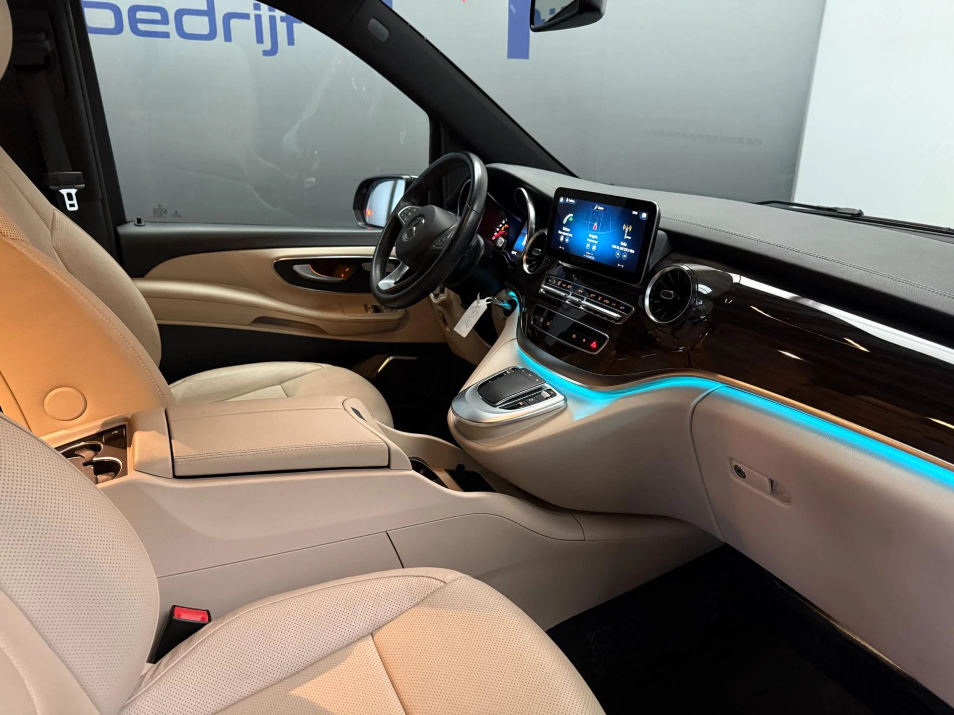 Hoofdafbeelding Mercedes-Benz EQV