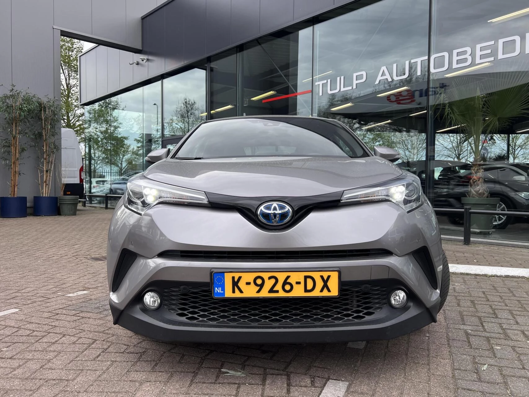 Hoofdafbeelding Toyota C-HR