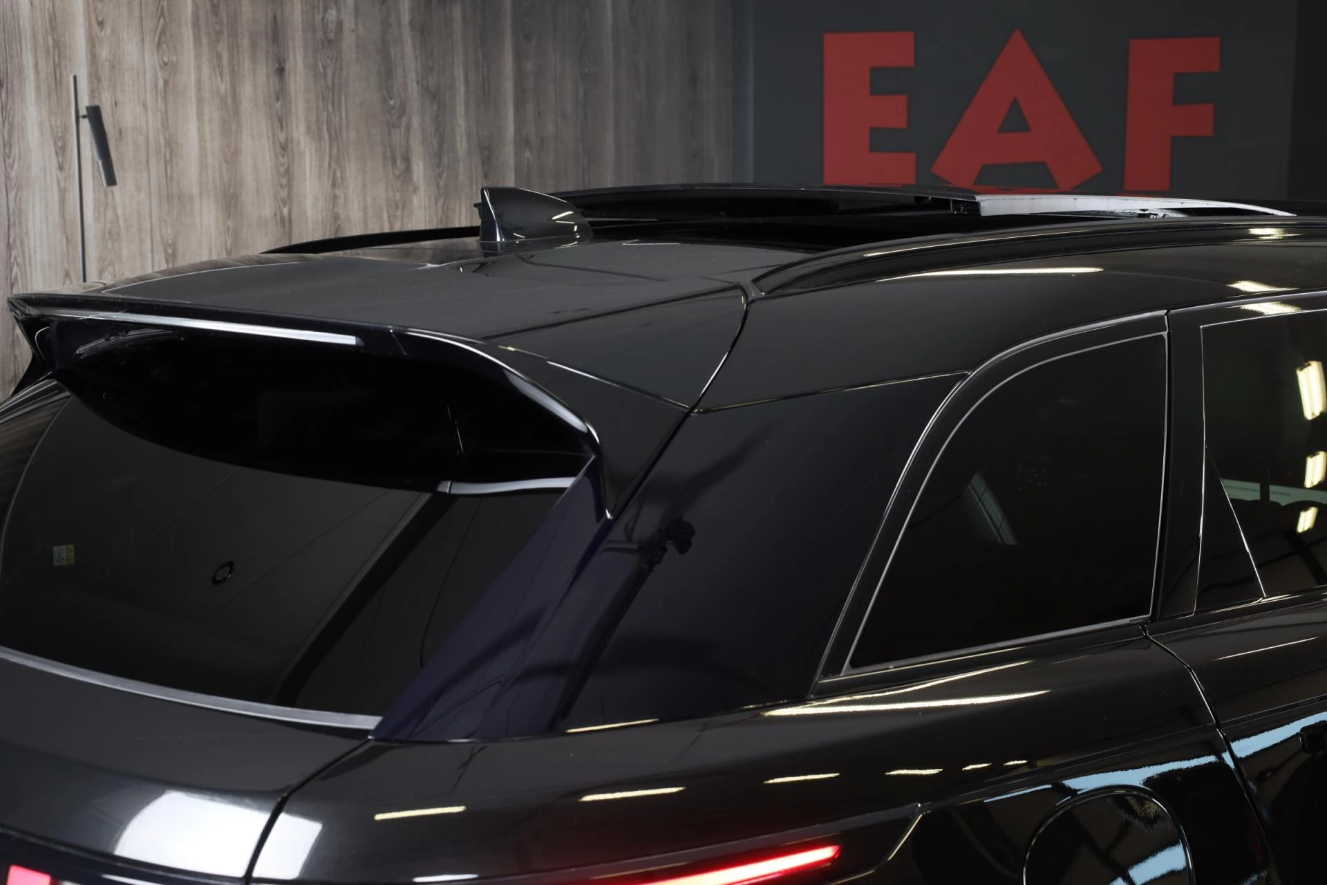 Hoofdafbeelding Land Rover Range Rover Velar