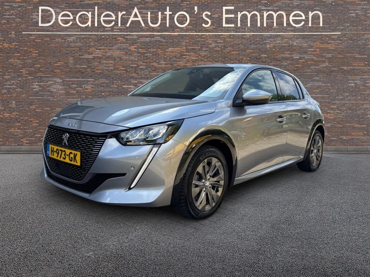 Hoofdafbeelding Peugeot e-208