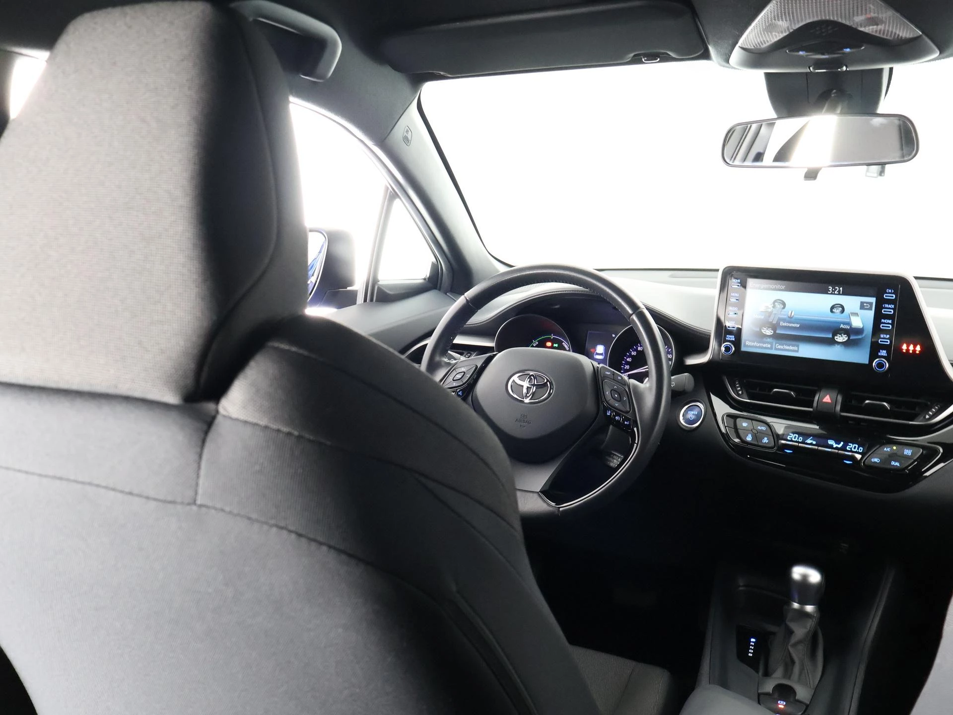 Hoofdafbeelding Toyota C-HR