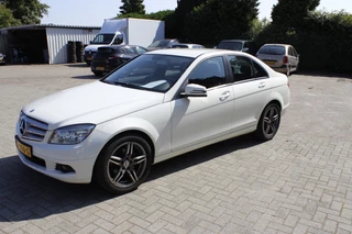 Hoofdafbeelding Mercedes-Benz C-Klasse Mercedes-Benz C-Klasse 180 K BL.E BNS ED EL