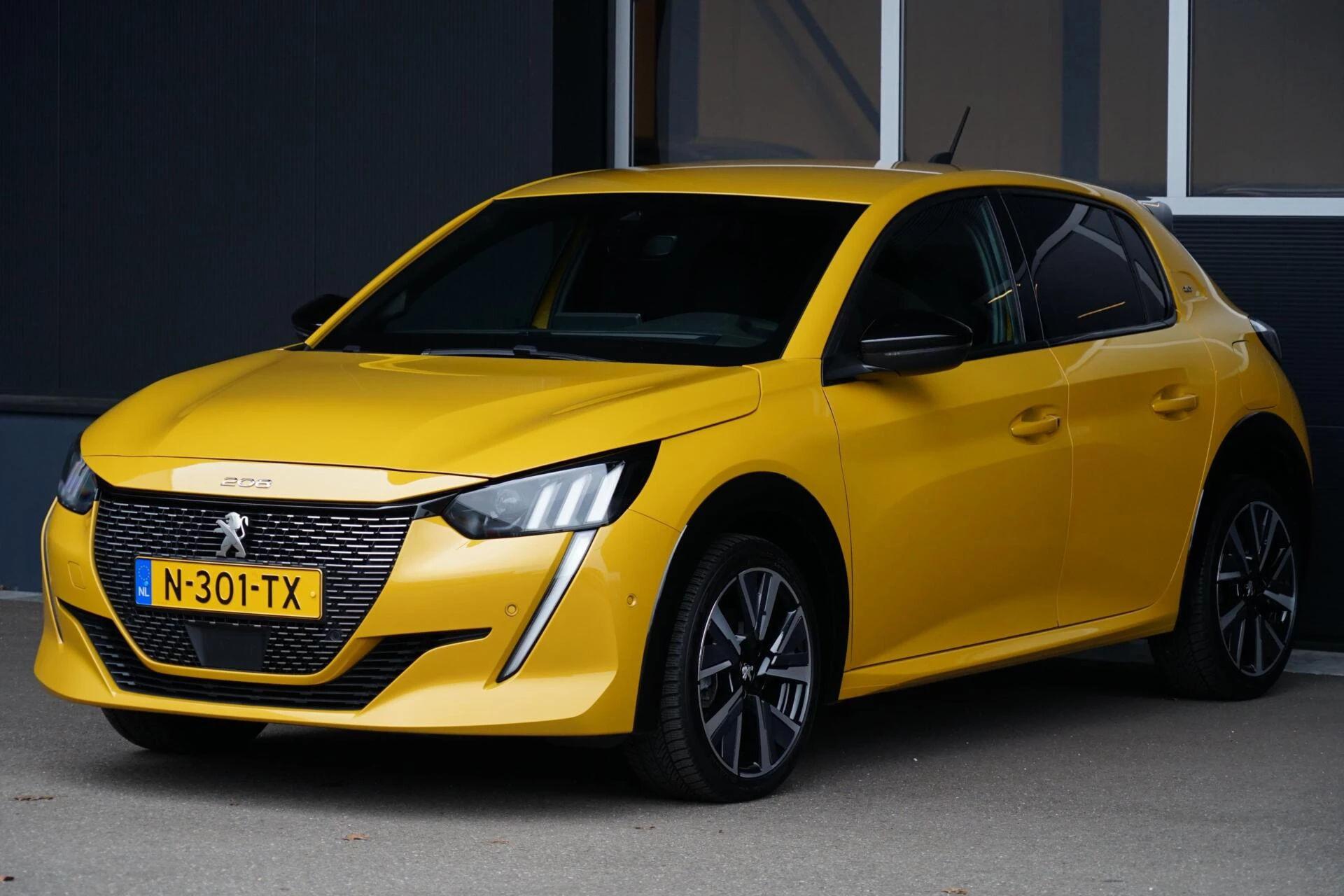 Hoofdafbeelding Peugeot 208