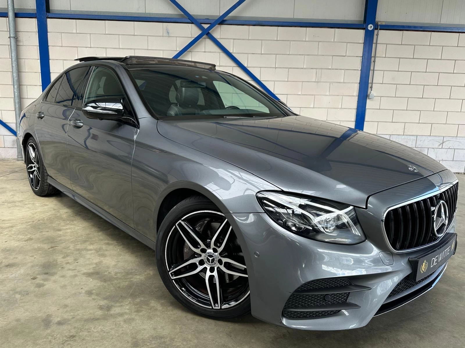 Hoofdafbeelding Mercedes-Benz E-Klasse