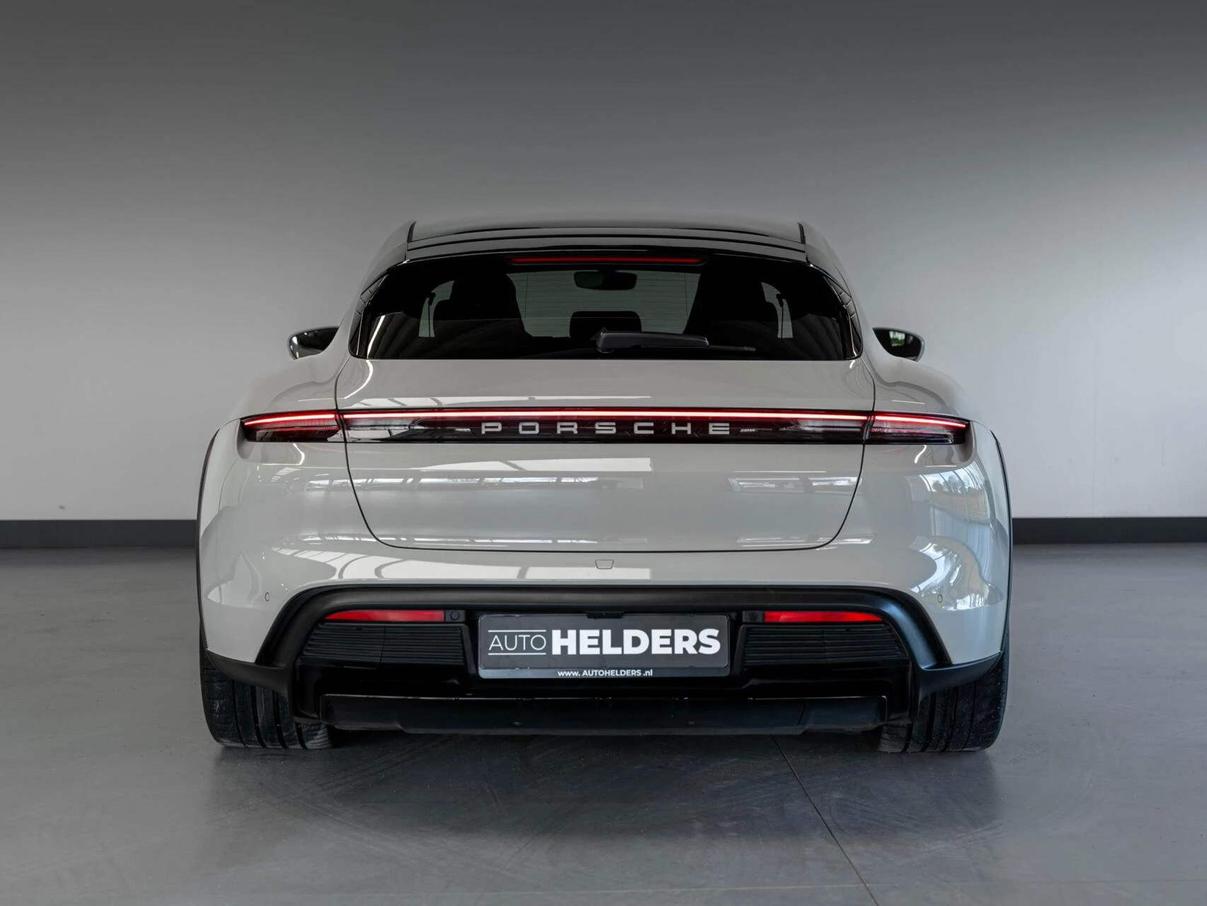 Hoofdafbeelding Porsche Taycan