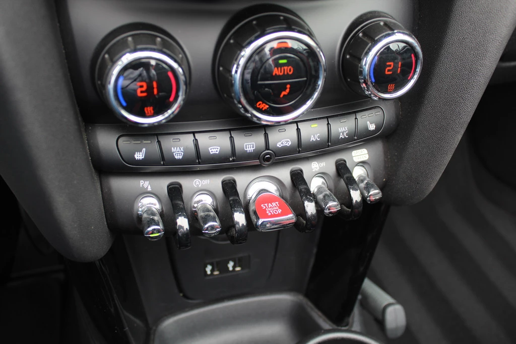 Hoofdafbeelding MINI Cooper Cabrio