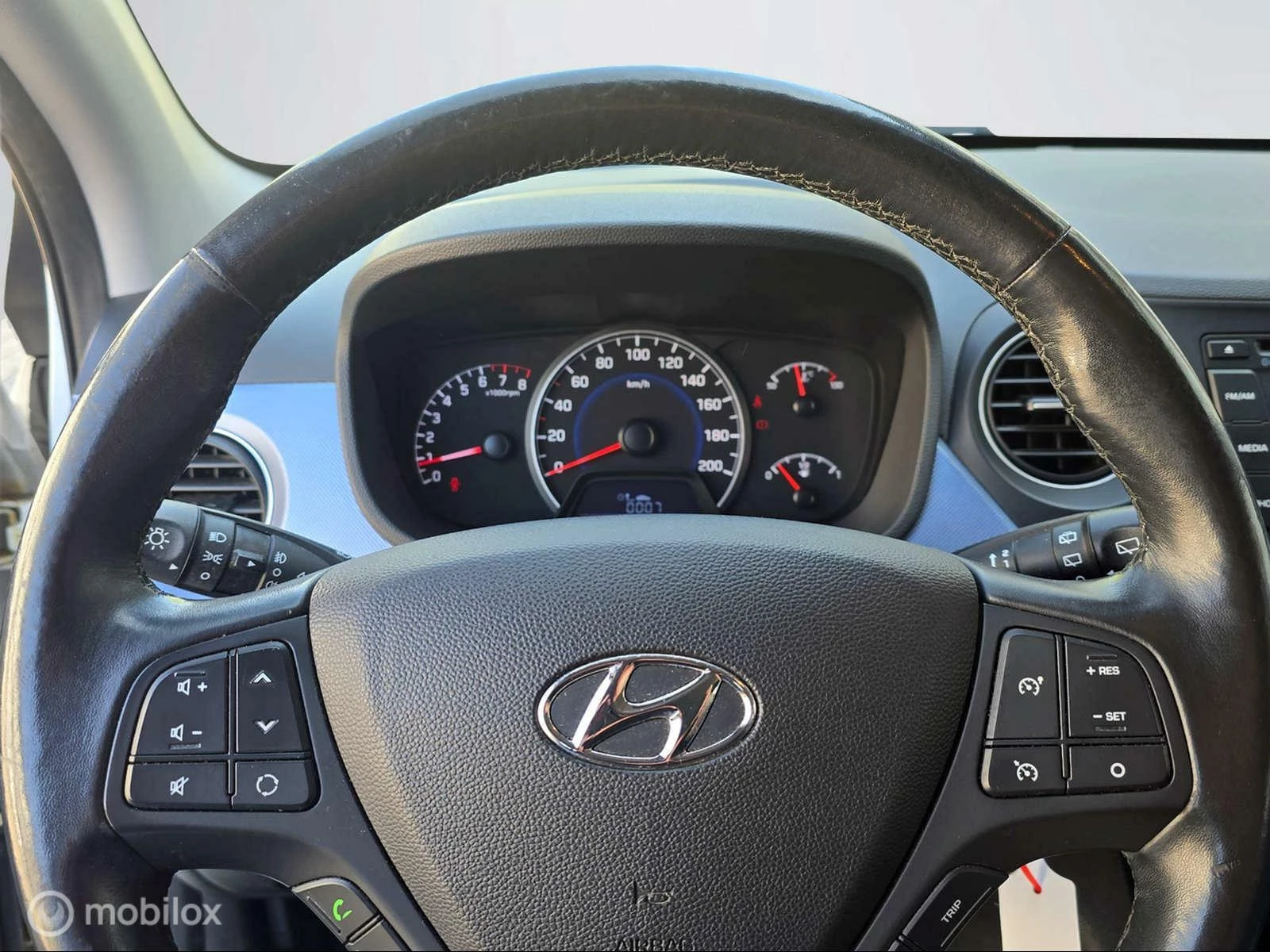 Hoofdafbeelding Hyundai i10